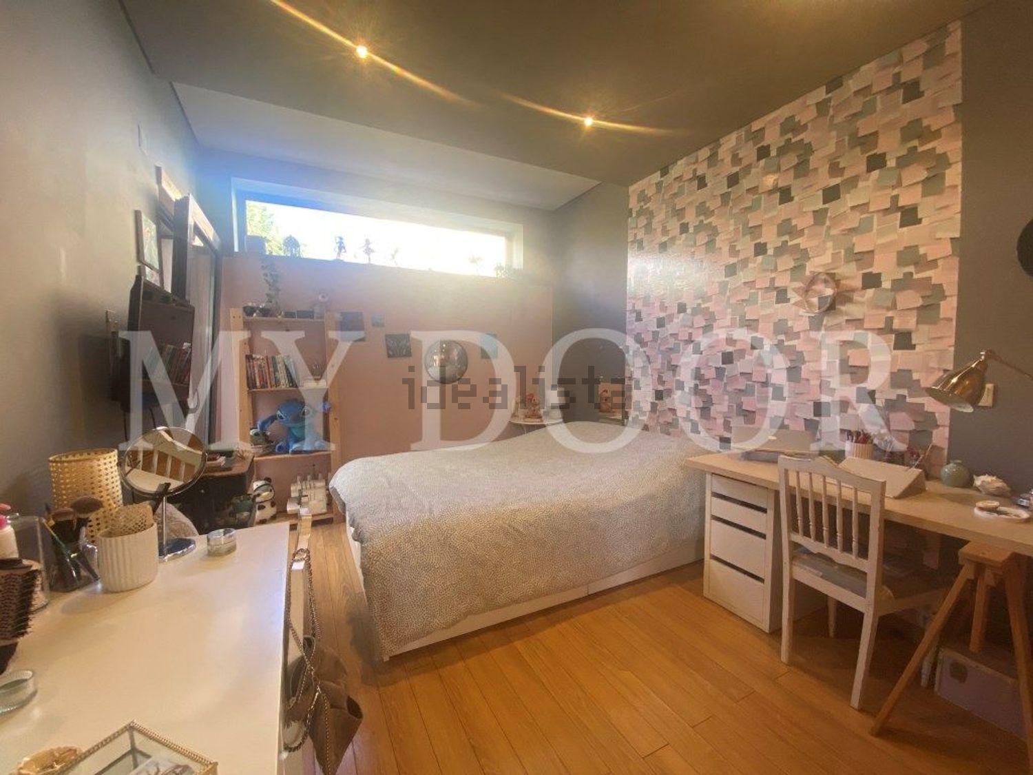 小楼房或独栋别墅出售在Santo Antão e São Julião do Tojal - 卧室