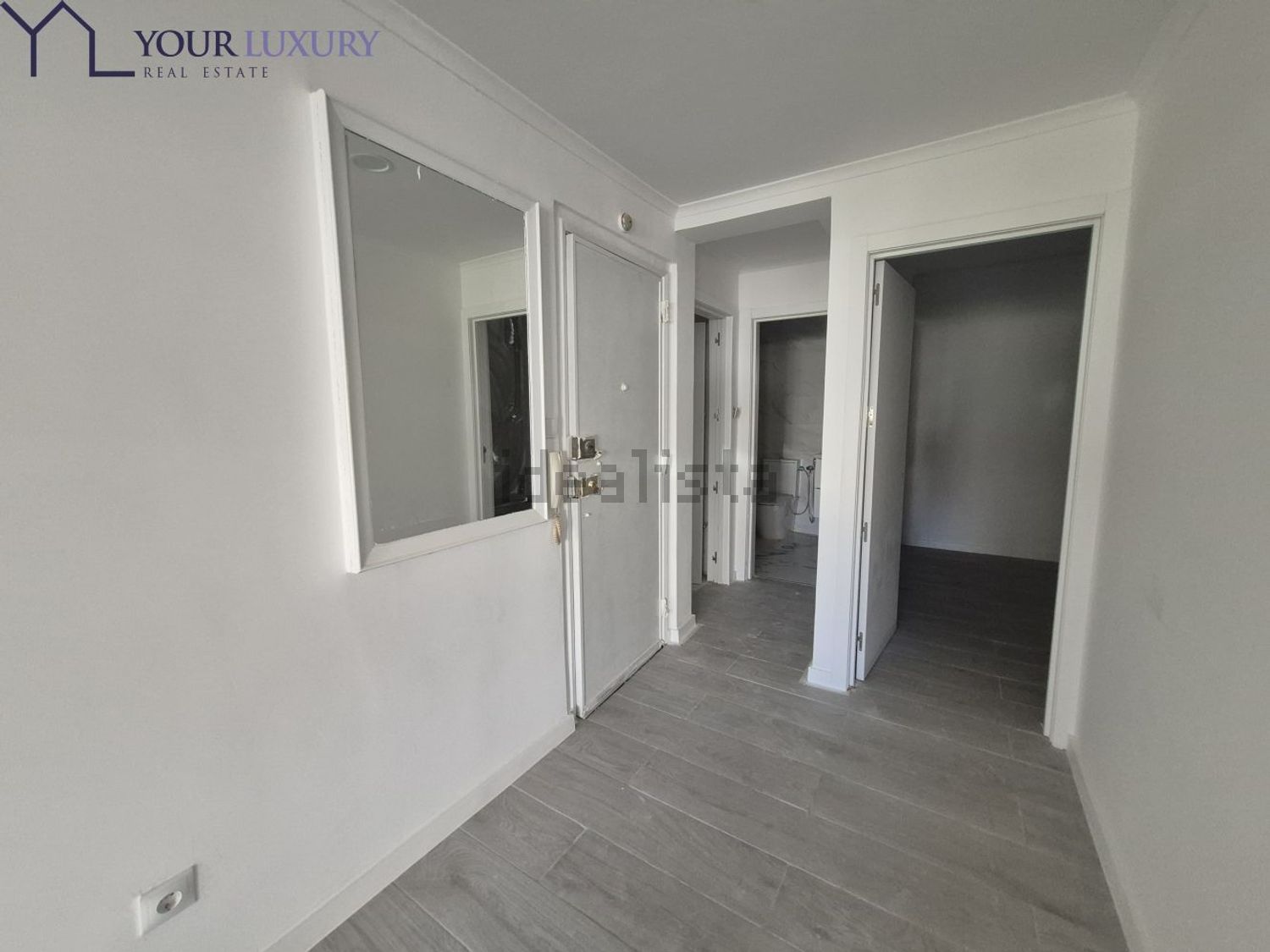 公寓 t2出售在Póvoa de Santo Adrião e Olival Basto - 过道