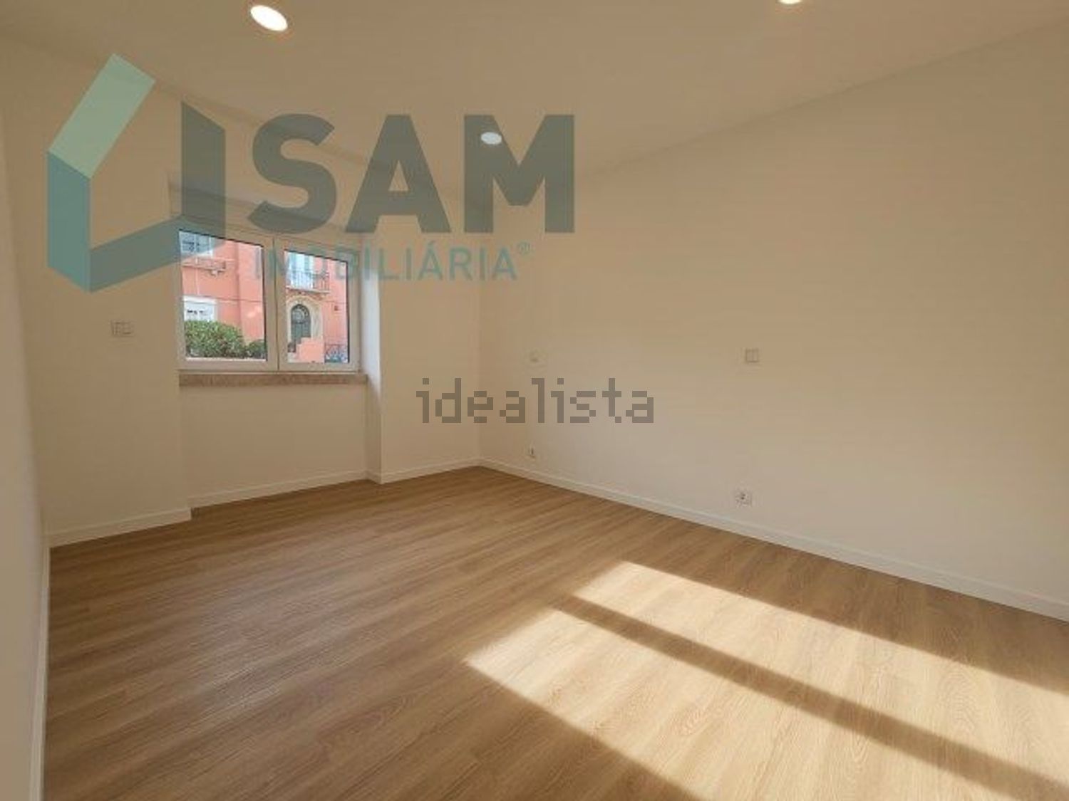 公寓 t2出售在Rua Luís Gomes - 卧室