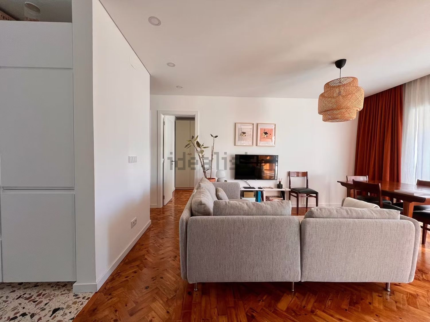 出租公寓 t2在Rua Doutor Oliveira Ramos, 38 - 客厅