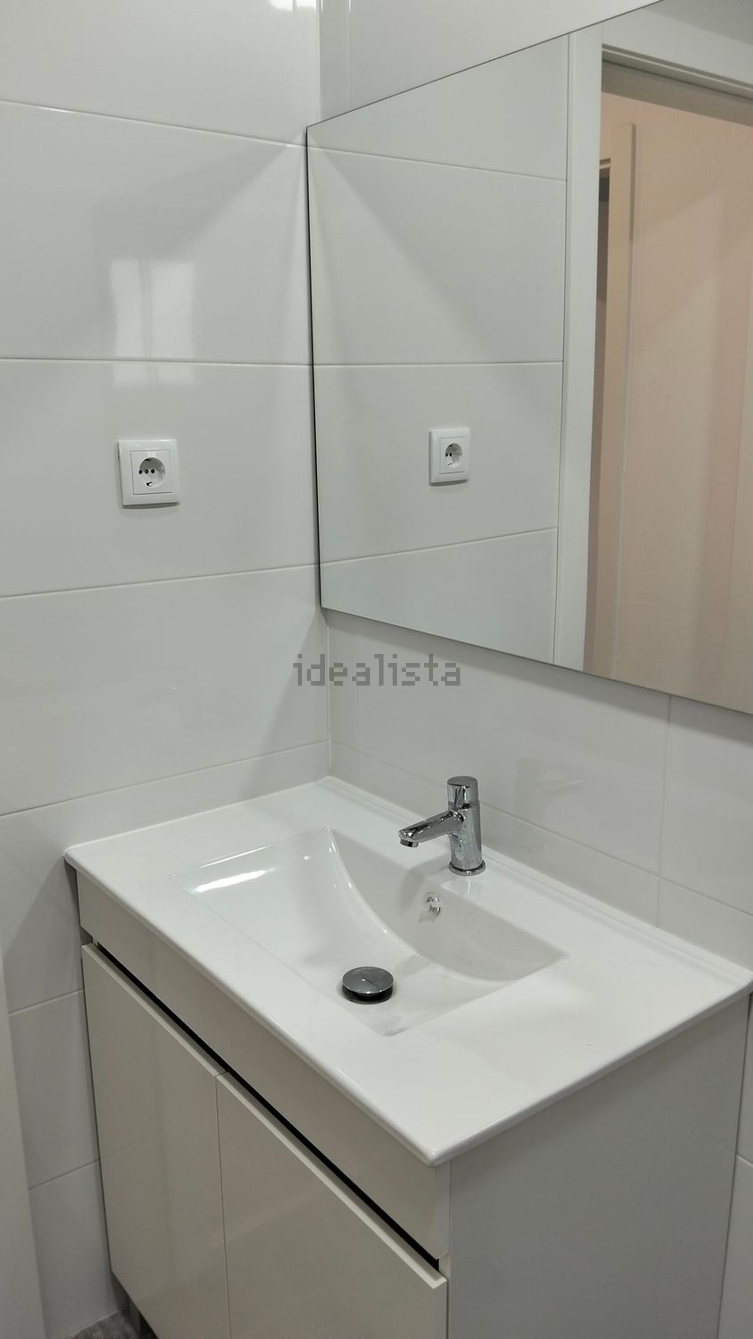 出租公寓 t2在Rua 1º de Maio, 22 - 卫生间