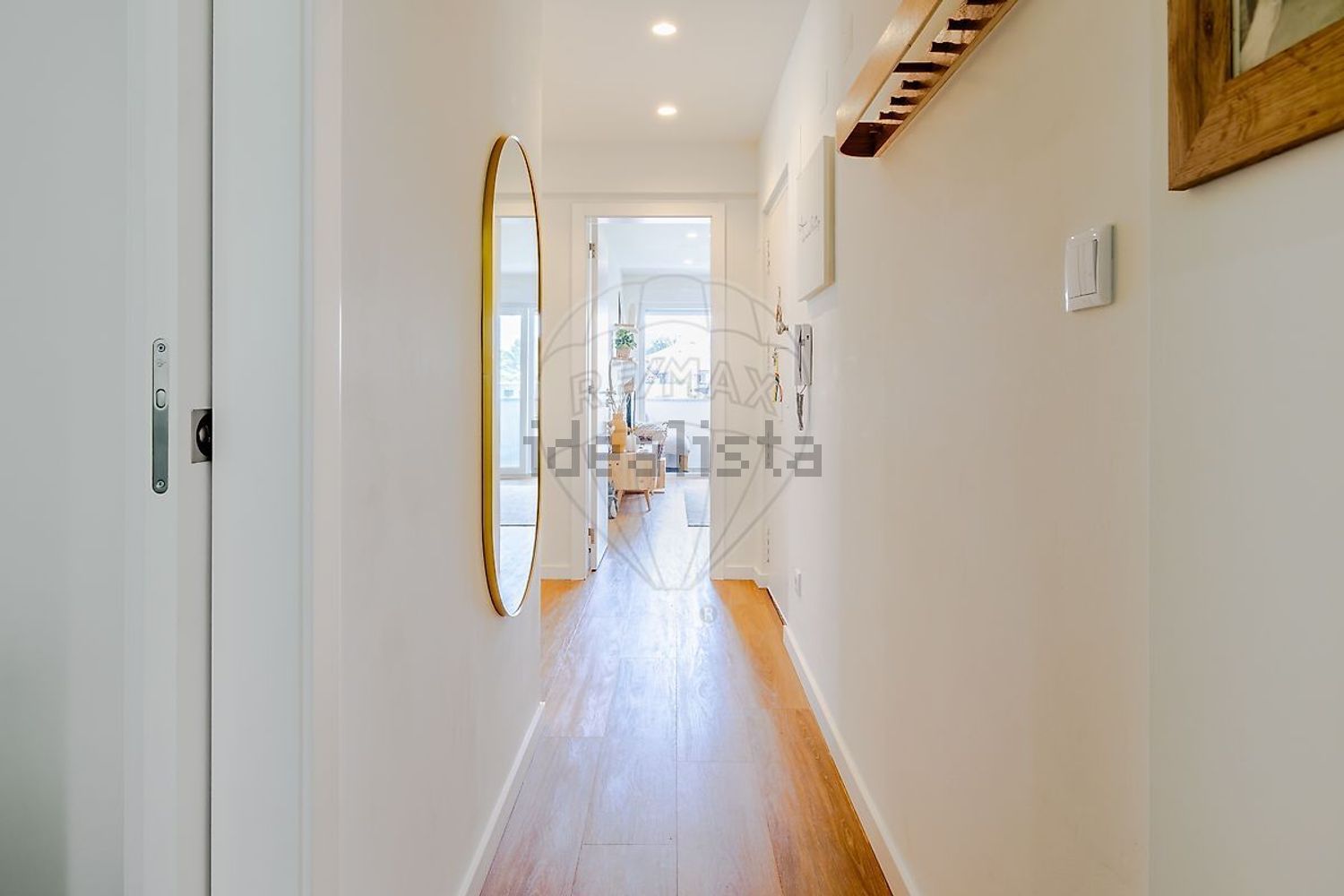 公寓 t2出售在Rua Thomaz de Mello - 过道