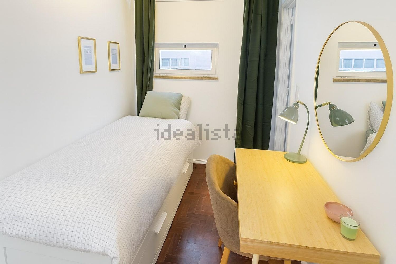 出租房间在Avenida Infante Santo, 345 - 卧室