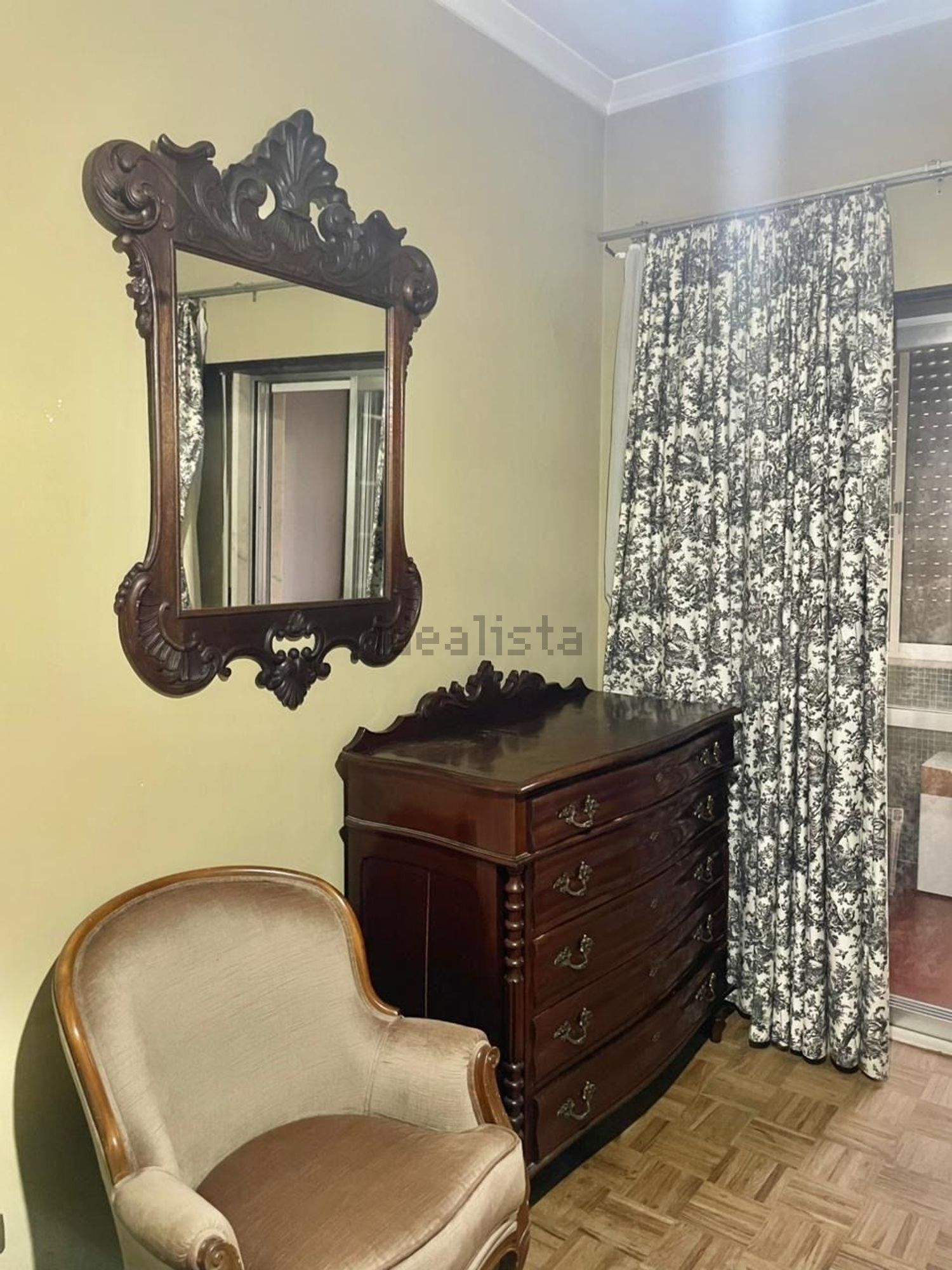 出租房间在Rua Luís Pastor de Macedo, 5 - 卧室