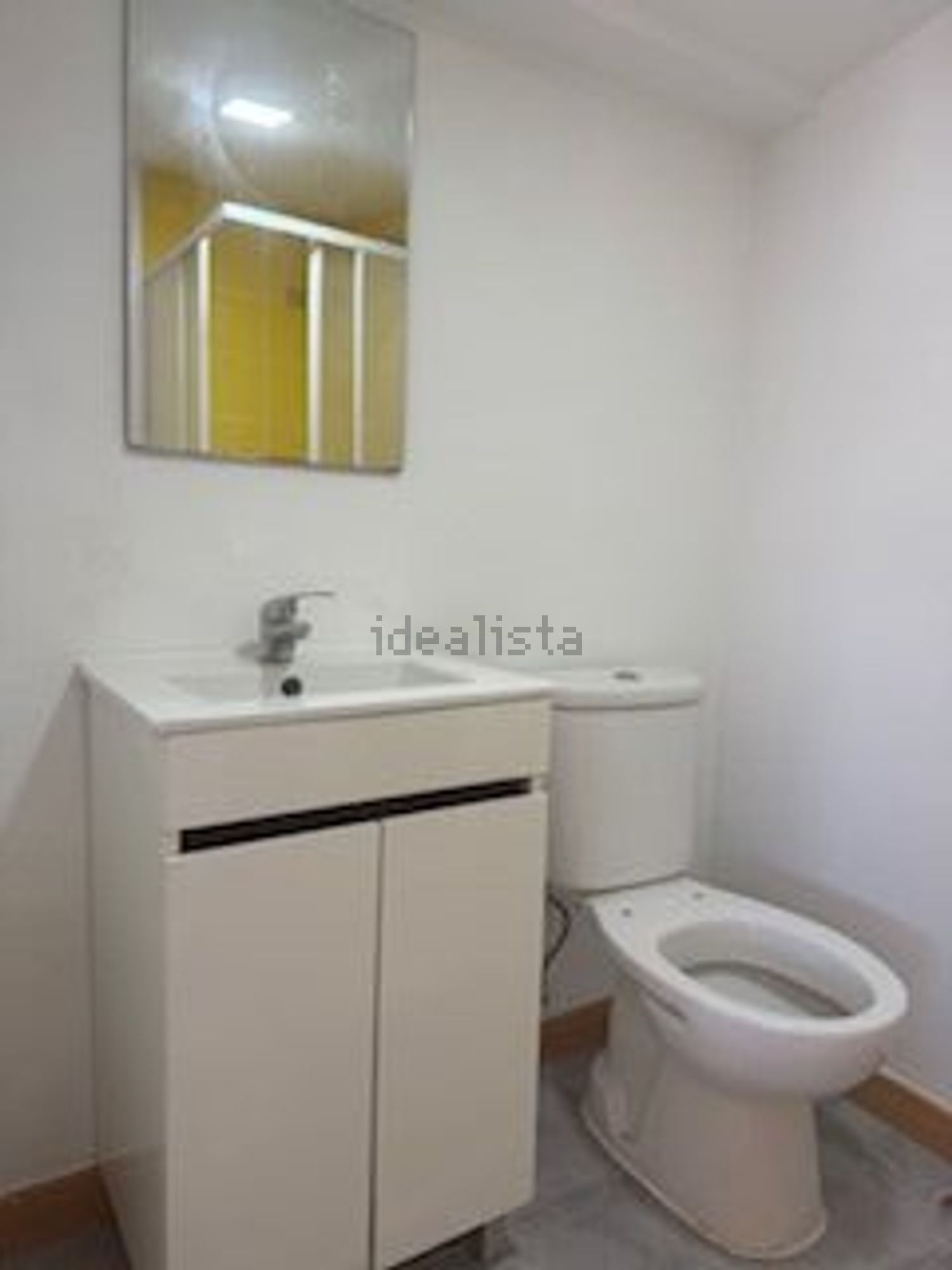 出租t0（单人公寓）在Rua Miguel Cândido, 13 - 照片