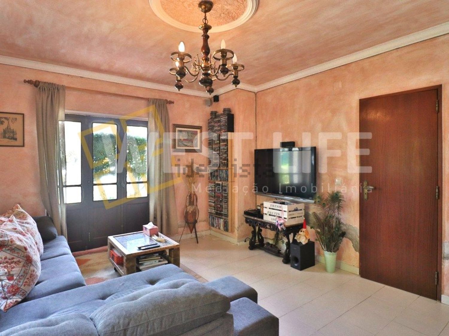 小楼房或独栋别墅出售在Centro - 客厅