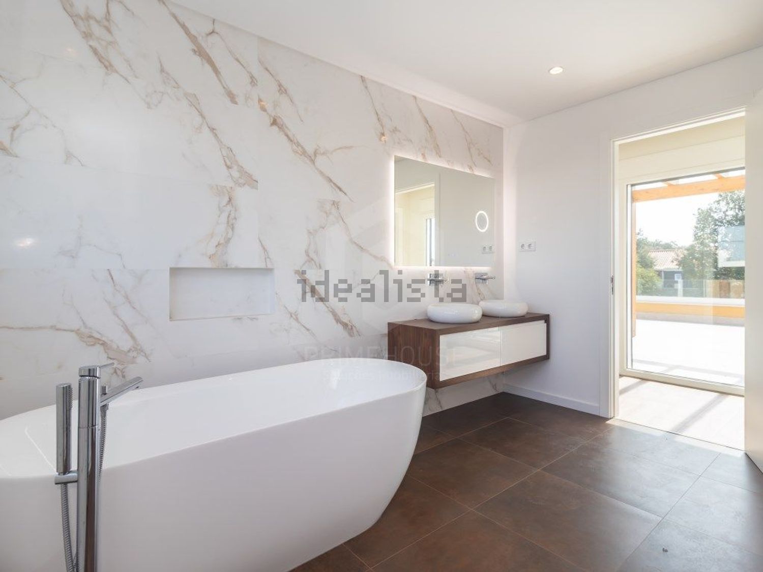 小楼房或独栋别墅出售在Rua das Galeotas, 14 - 卫生间