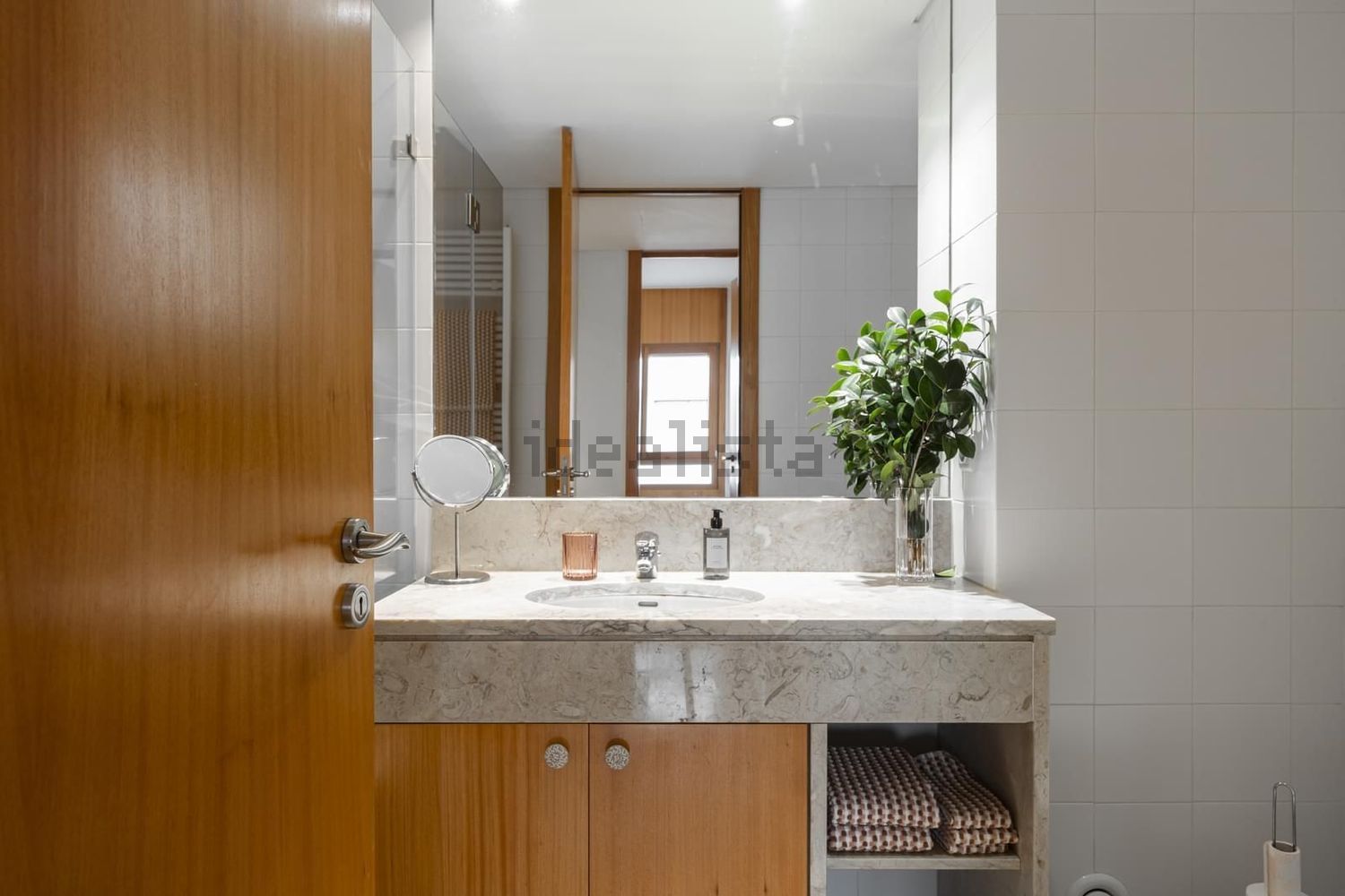 公寓 t4出售在Rua da Nau Catrineta - 卫生间