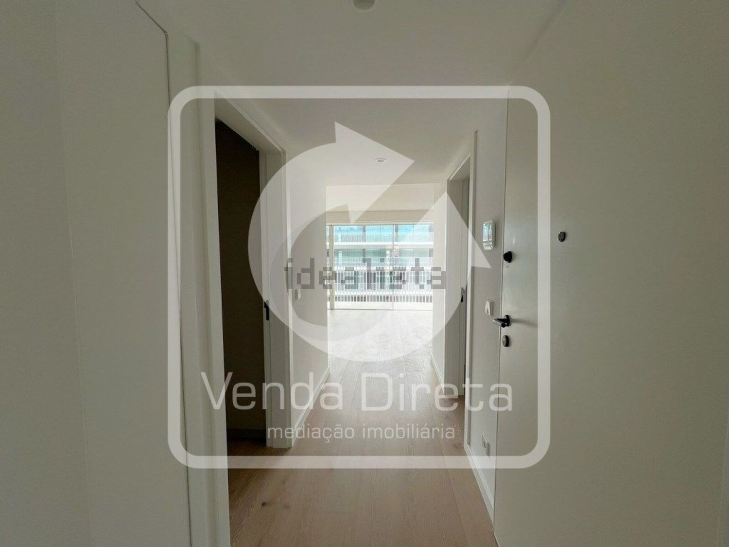 出租公寓 t2在Rua Bombeiros Voluntários do Barreiro, 17 - 过道