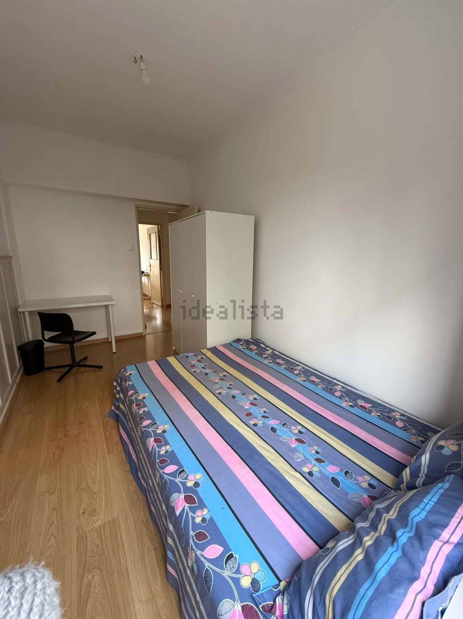 出租房间在Estrada de Benfica s/n - 卧室