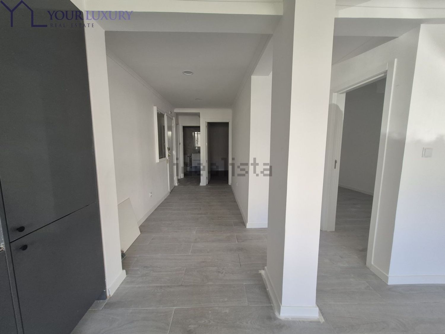 公寓 t2出售在Póvoa de Santo Adrião e Olival Basto - 过道