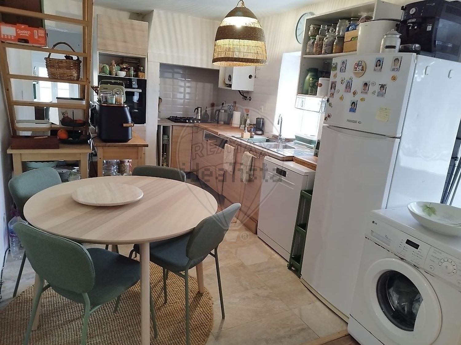 小楼房或独栋别墅出售在Rua Principal - 厨房