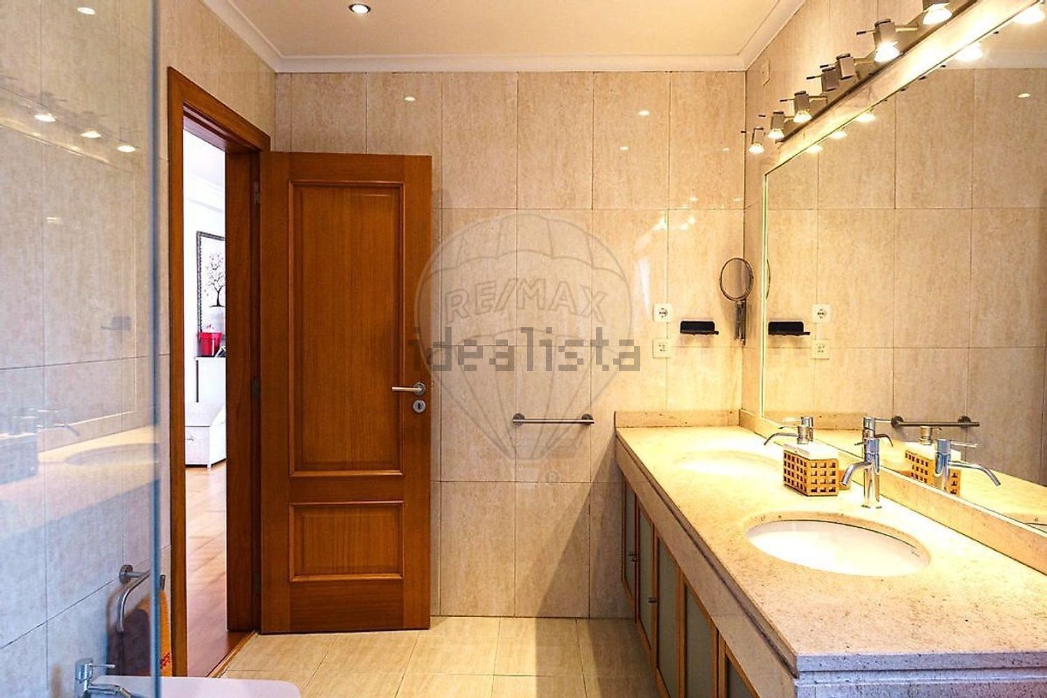 小楼房或独栋别墅出售在Rua Fernando Piteira Santos - 厨房