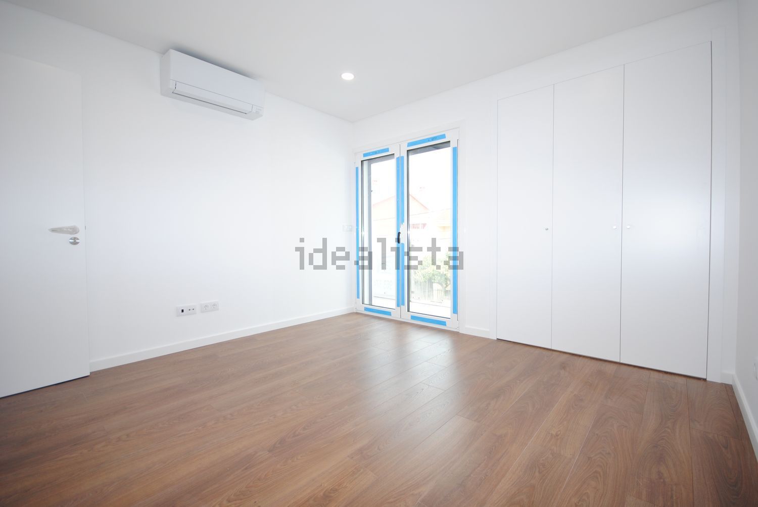 双拼别墅出售在Rua das Flores - 居住