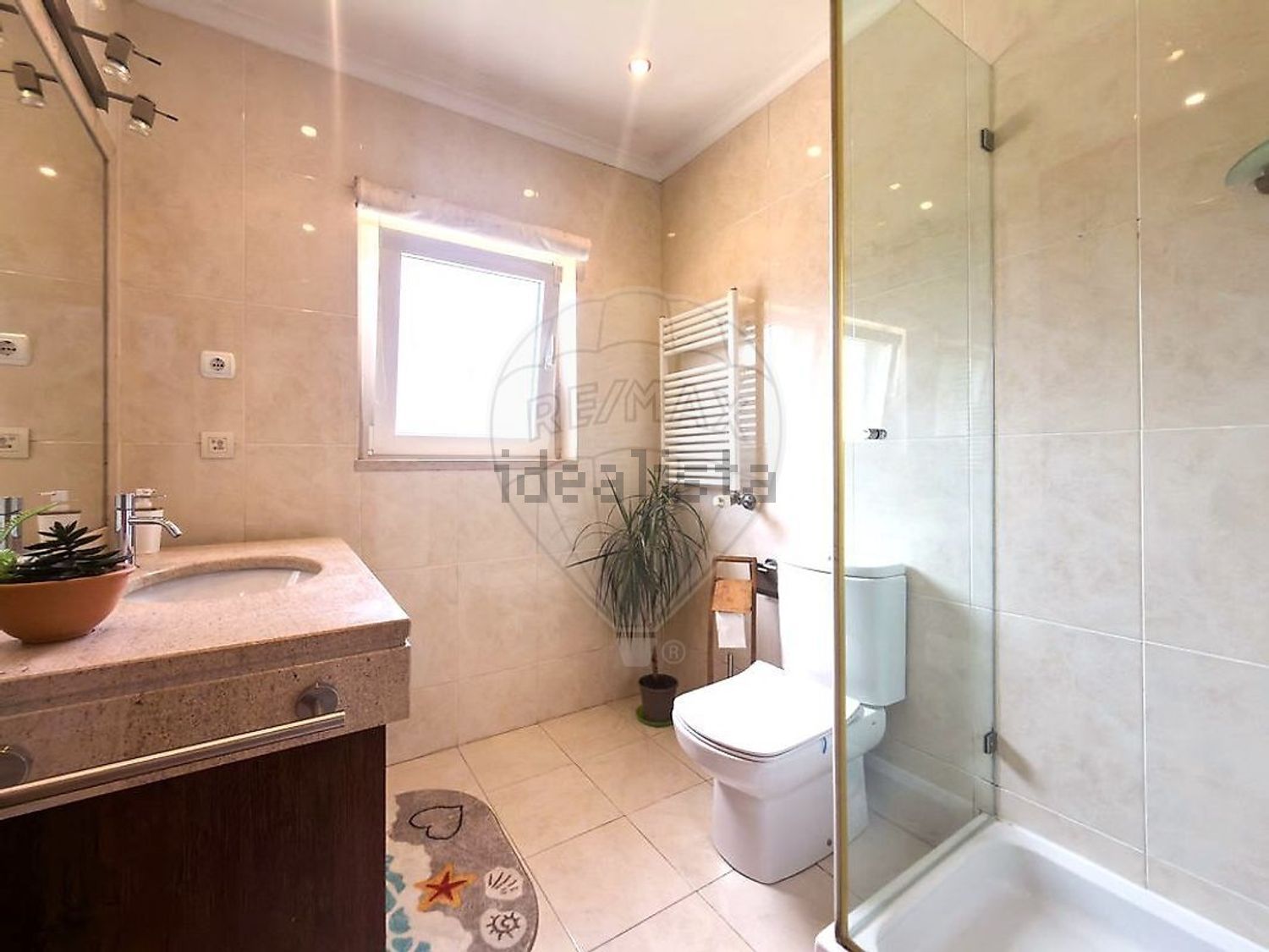 小楼房或独栋别墅出售在Rua Fernando Piteira Santos - 卫生间