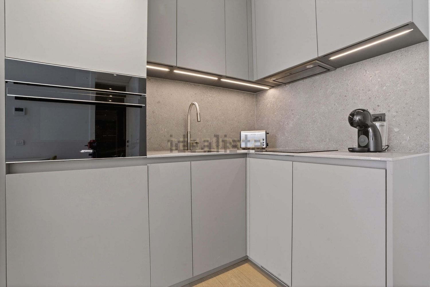 出租公寓 t1在Rua Madalena Iglésias s/n - 厨房