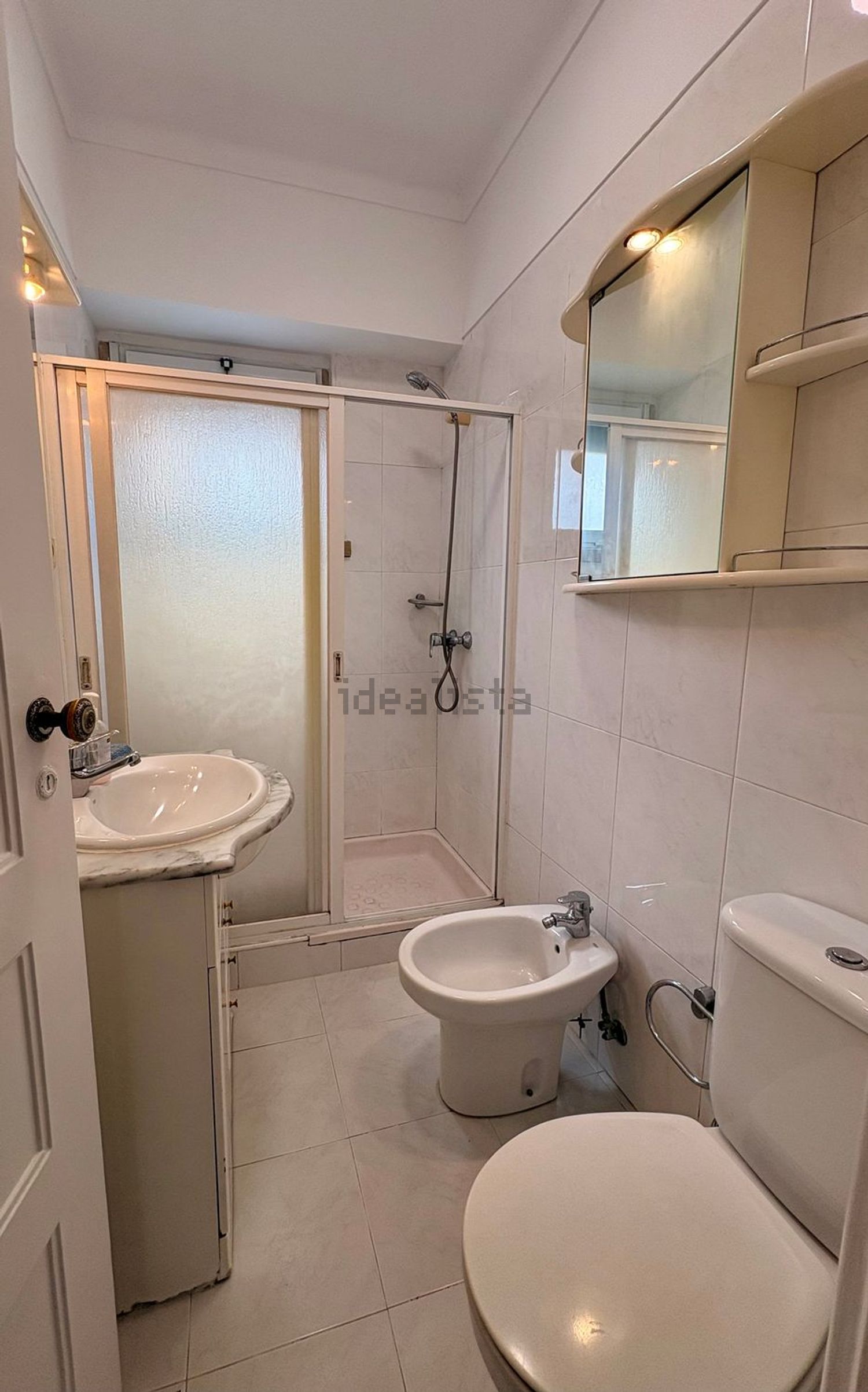 出租公寓 t1在Rua Doutor João Gomes Patacão, 20 - 卫生间