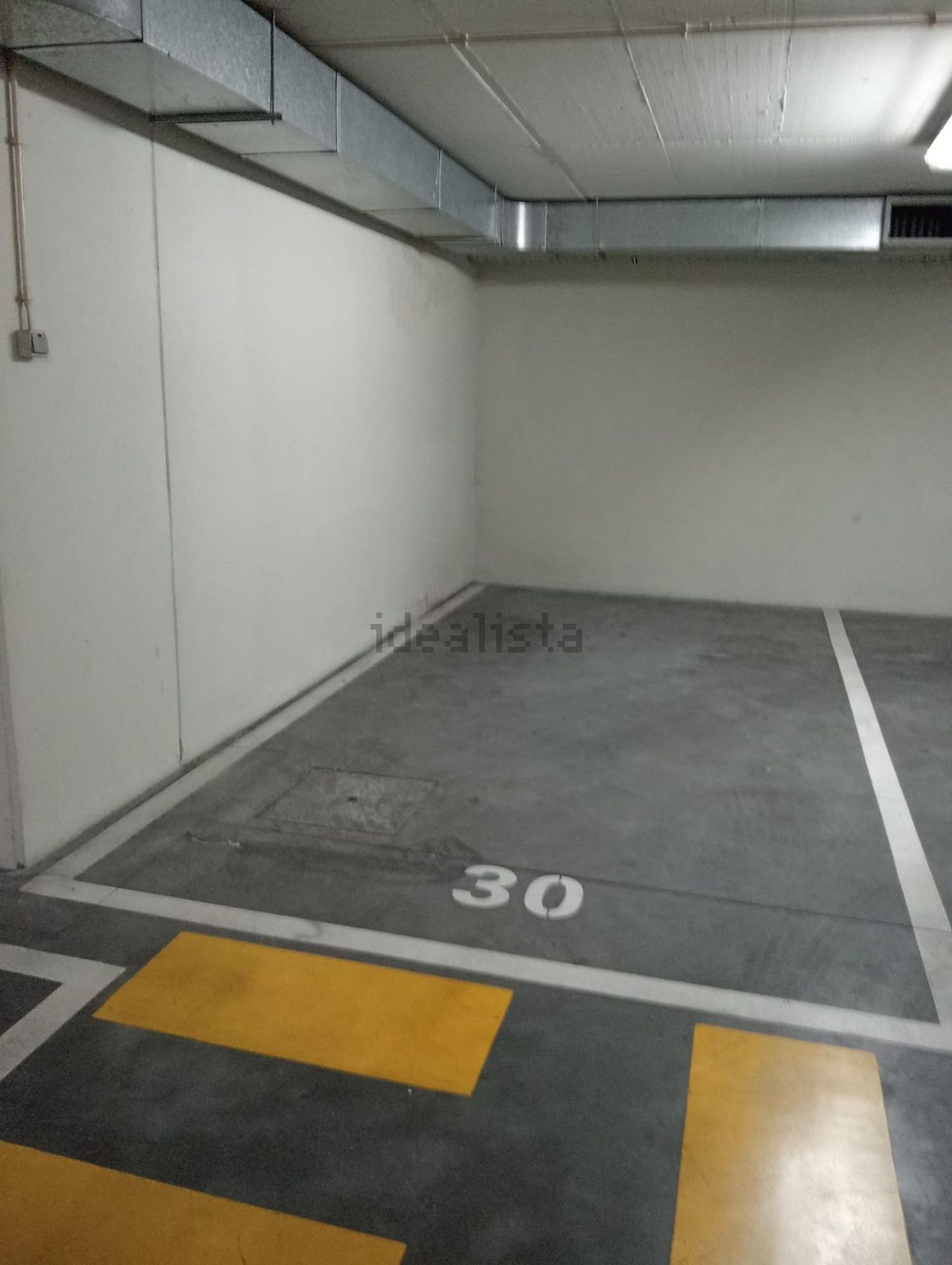 出租公寓 t1在Rua das Galés, 2 - 停车位