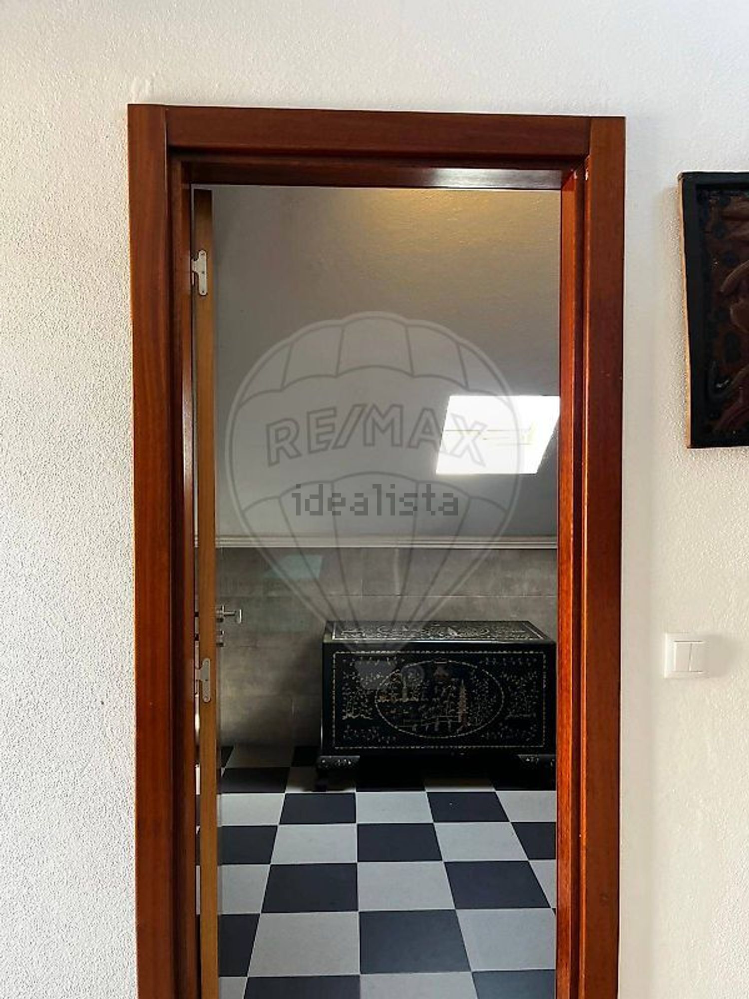 小楼房或独栋别墅出售在Rua Furnas - 过道