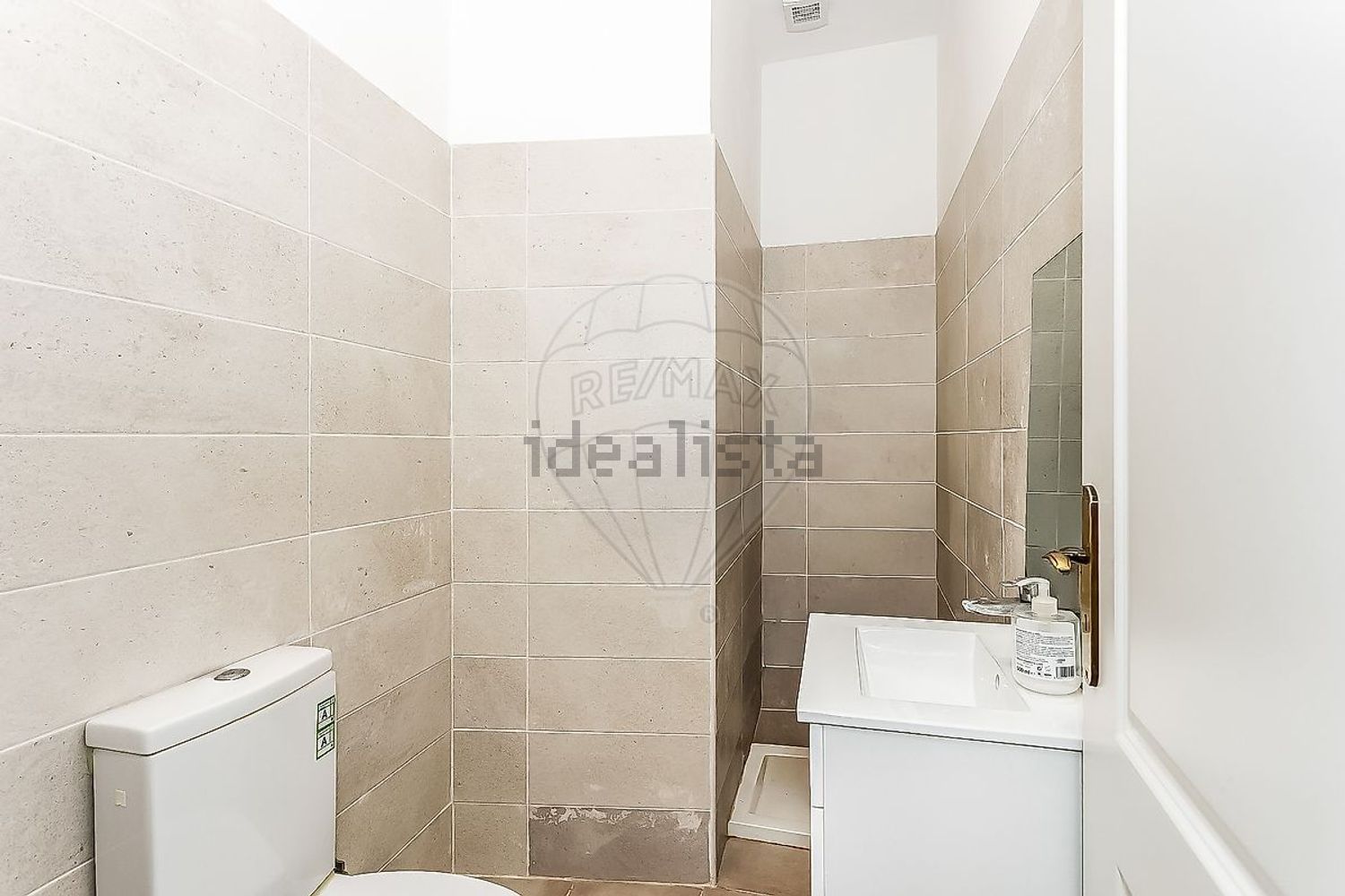 小楼房或独栋别墅出售在Rua Engenheiro Manuel Monterroso Carneiro - 卫生间