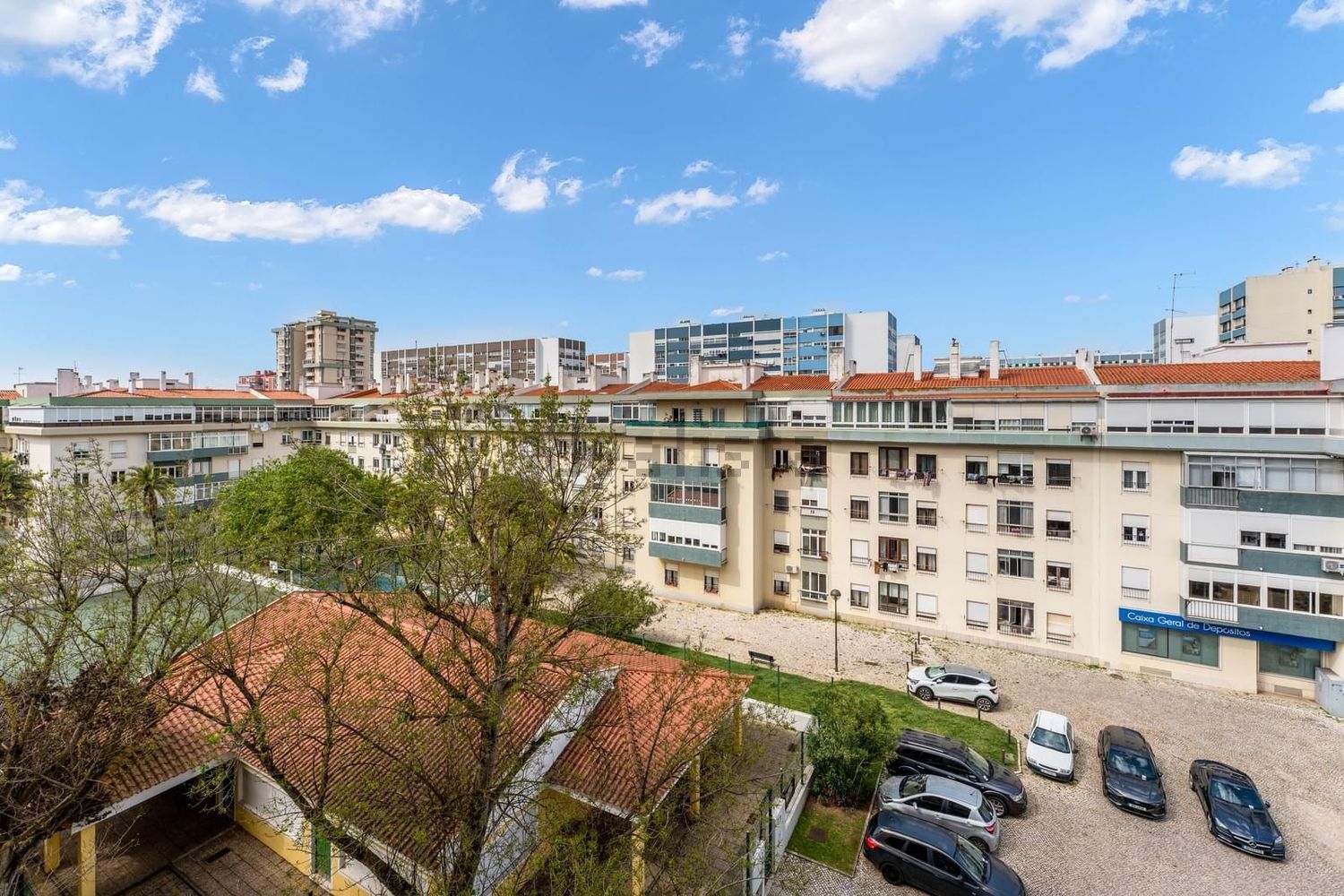 公寓 t2出售在Rua Antero de Quental - 视线