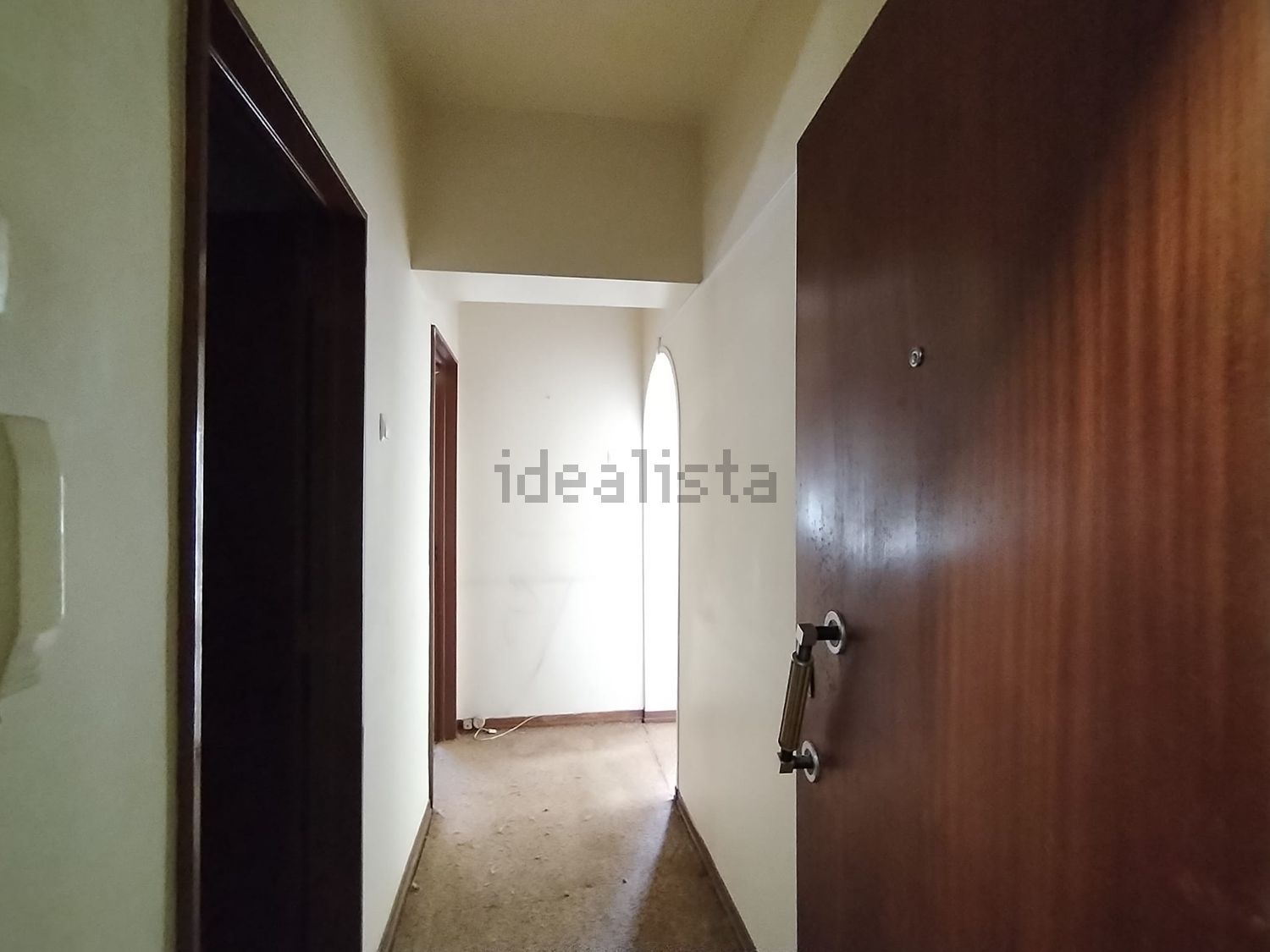 公寓 t1出售在Rua António Silva - 过道