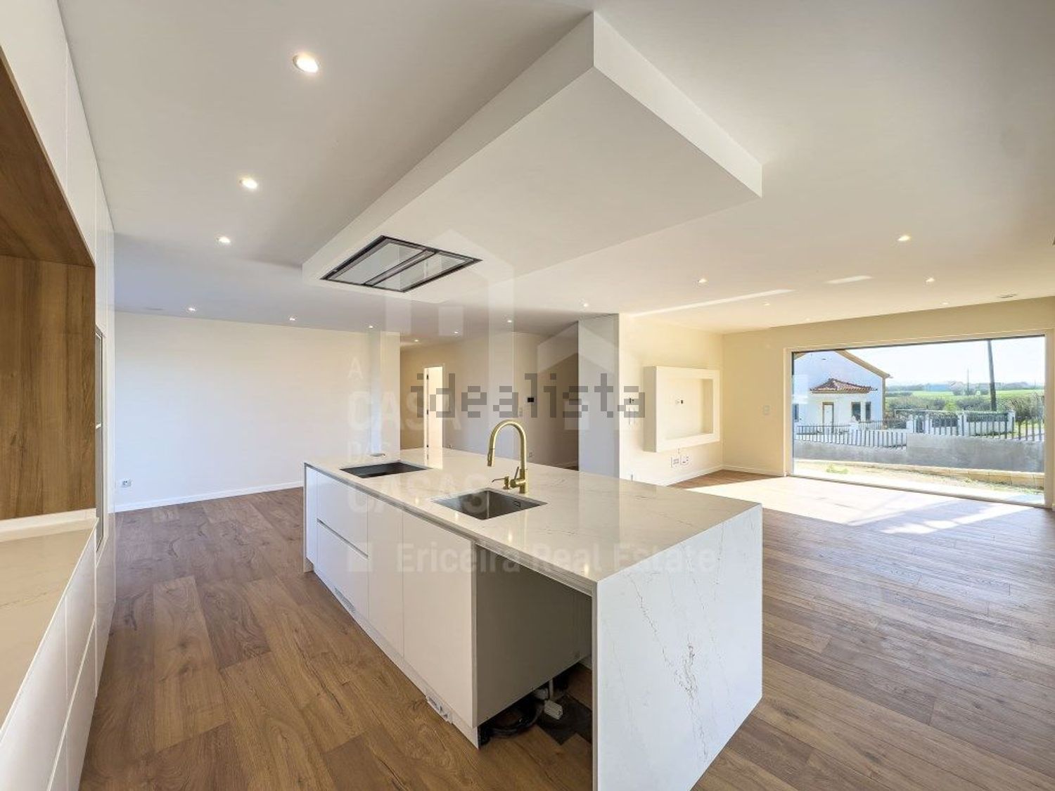 小楼房或独栋别墅出售在Encarnação - 厨房