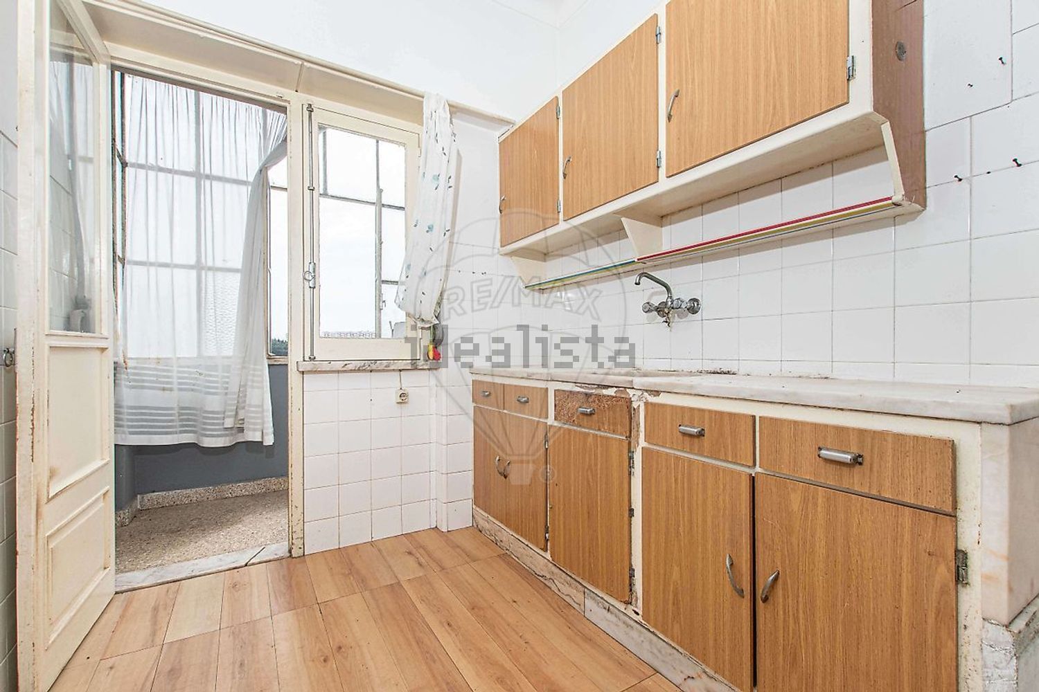 公寓 t2出售在Rua João de Deus - 厨房