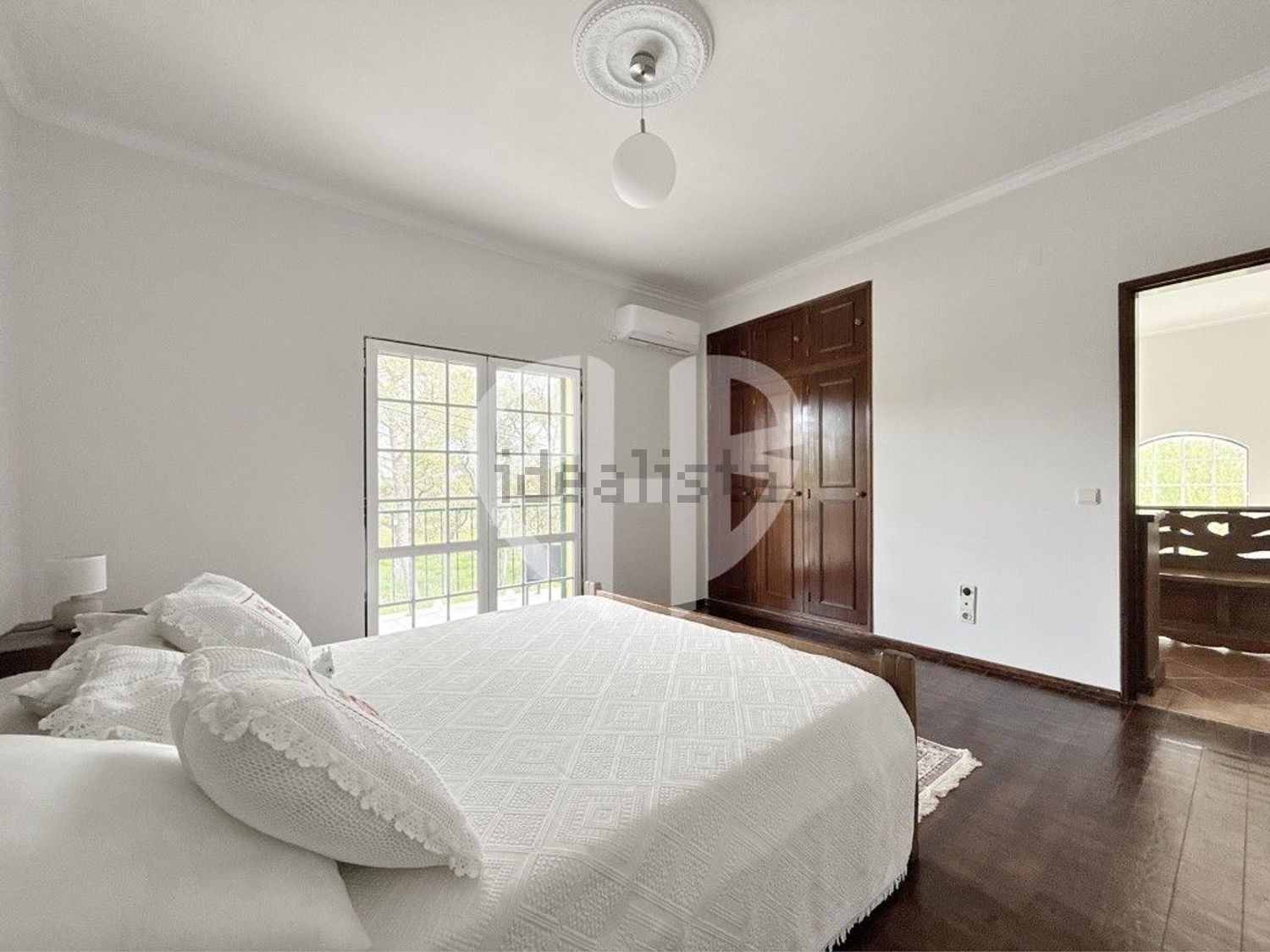 小楼房或独栋别墅出售Cm1029 - 卧室