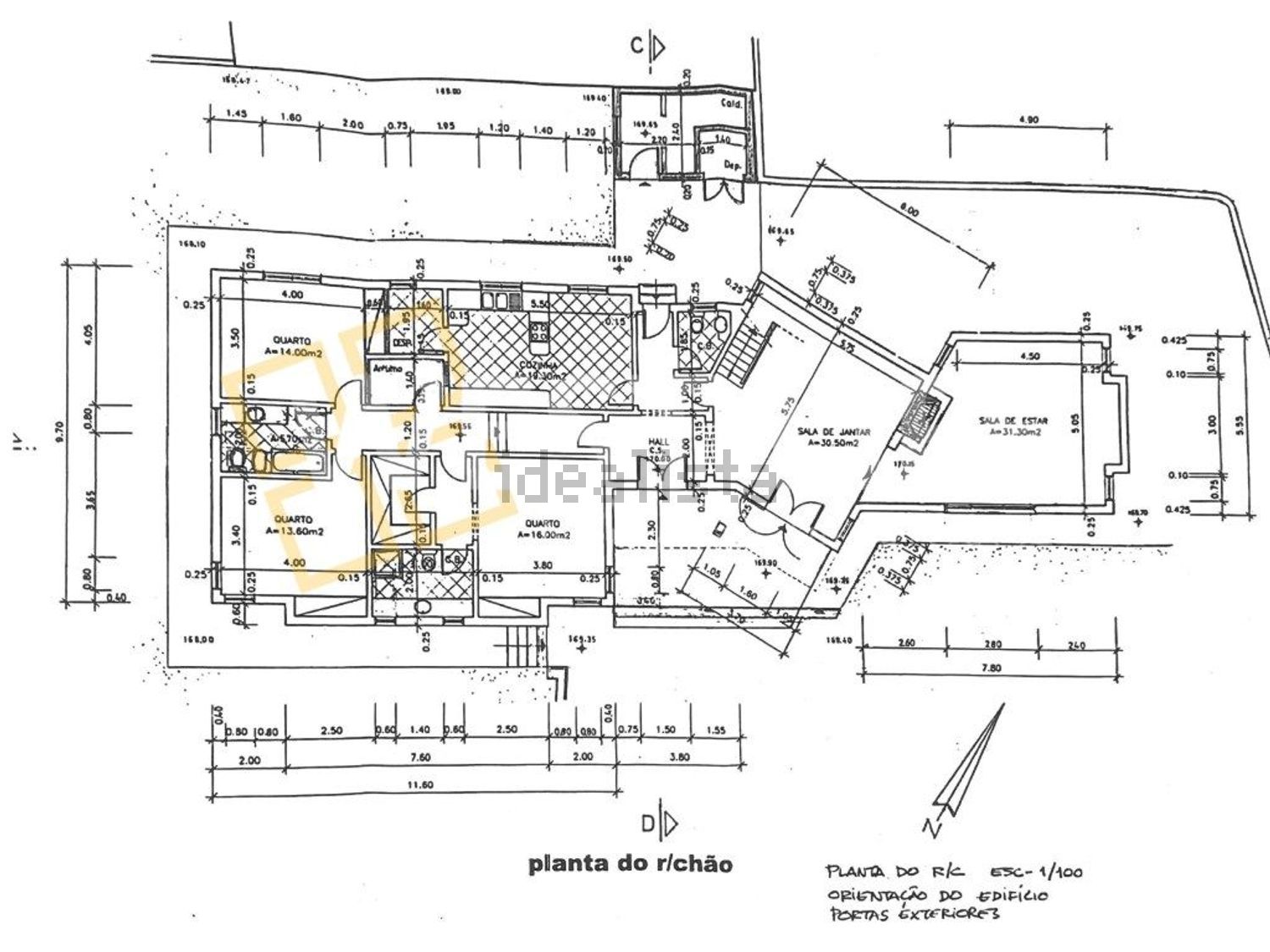 小楼房或独栋别墅出售在Vila de Colares - Mucifal - 平面图