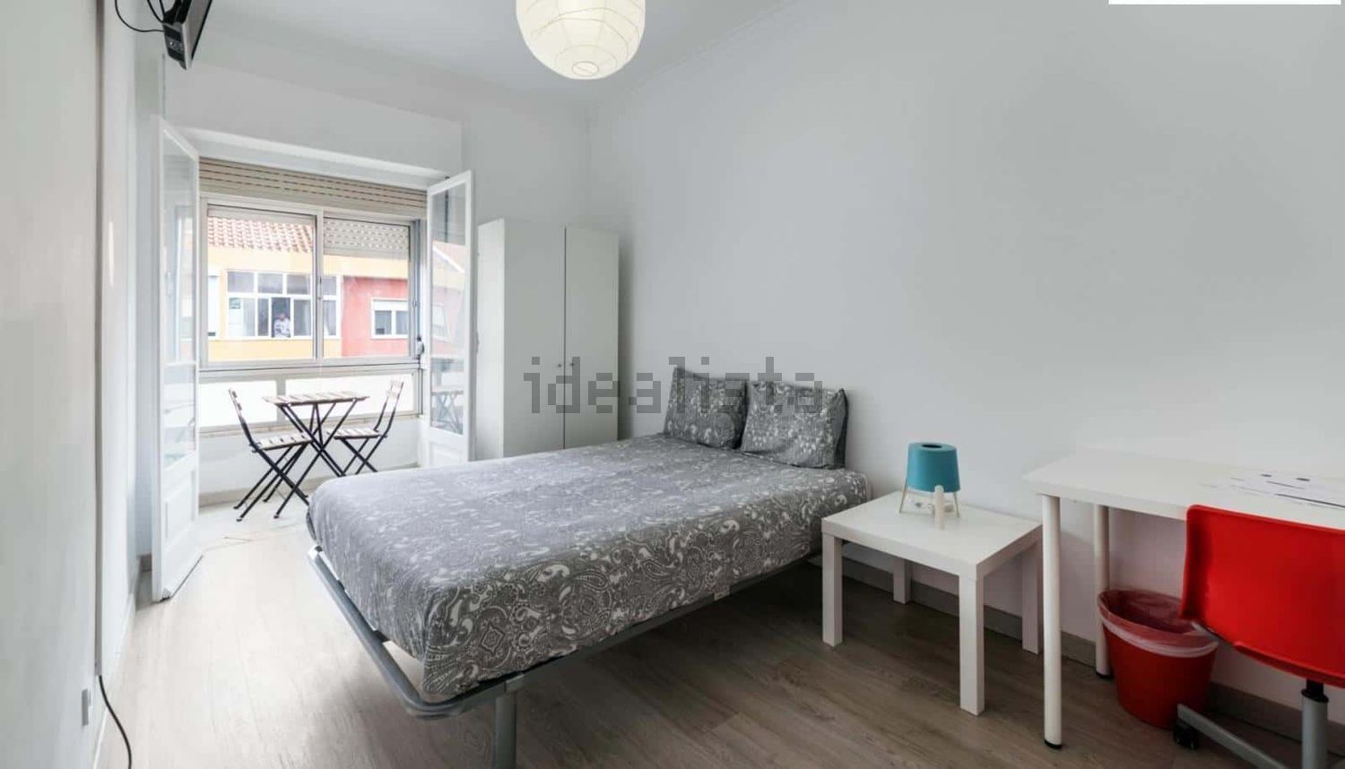 出租房间在Praceta das Roiçadas s/n - 卧室