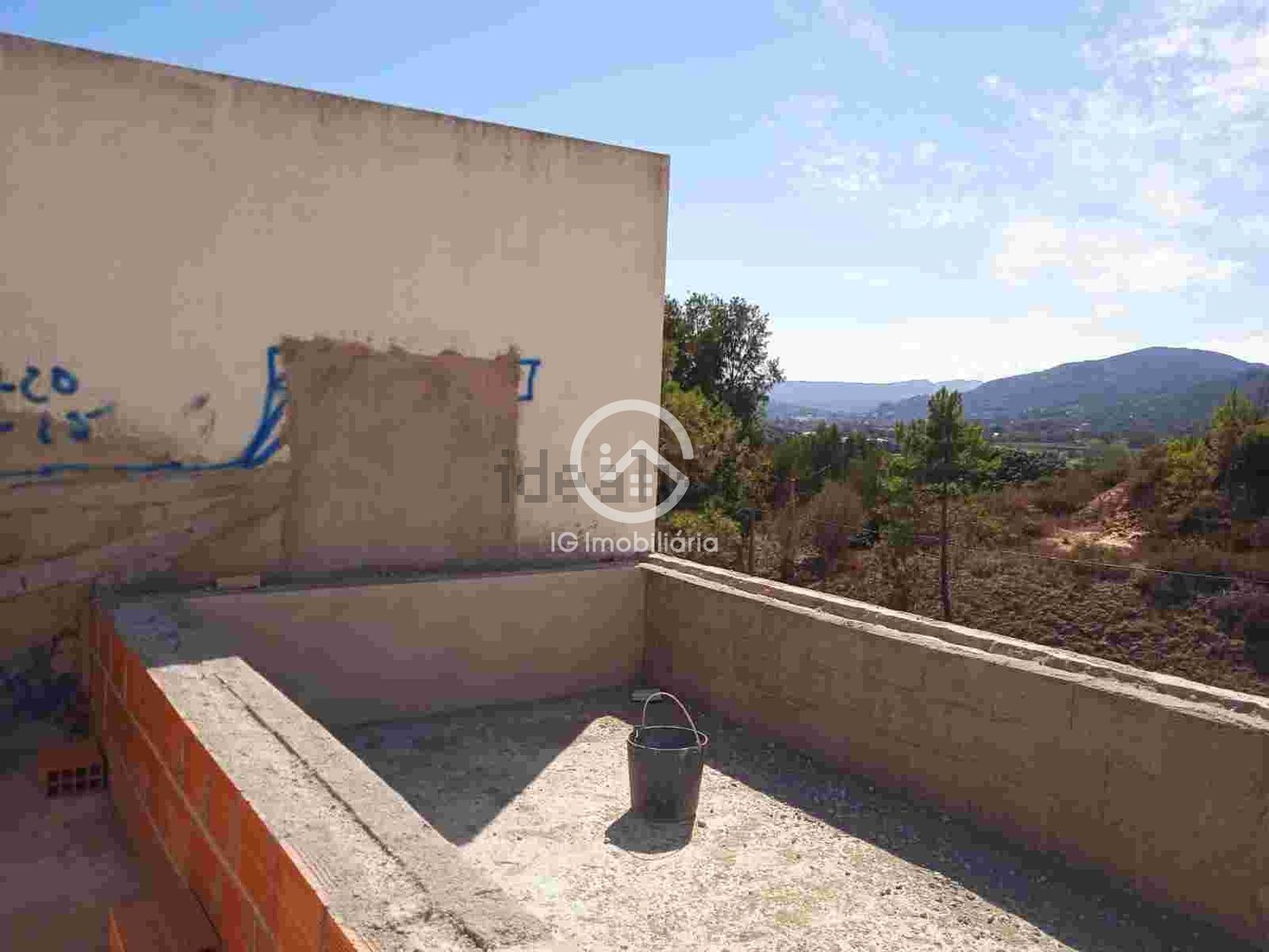 小楼房或独栋别墅出售在Centro - 照片