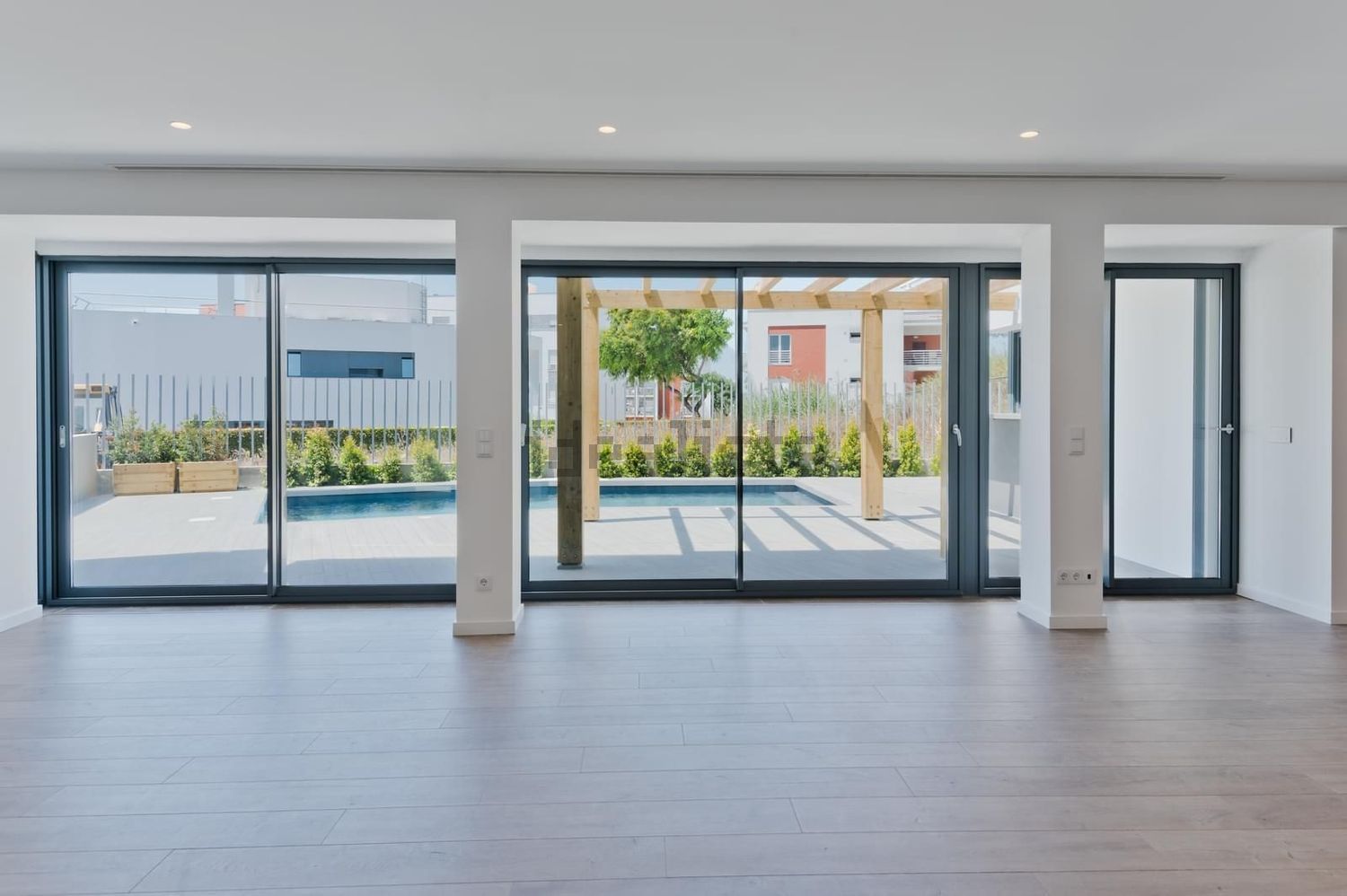 出租小楼房或独栋别墅在Rua Barruncheira - 照片