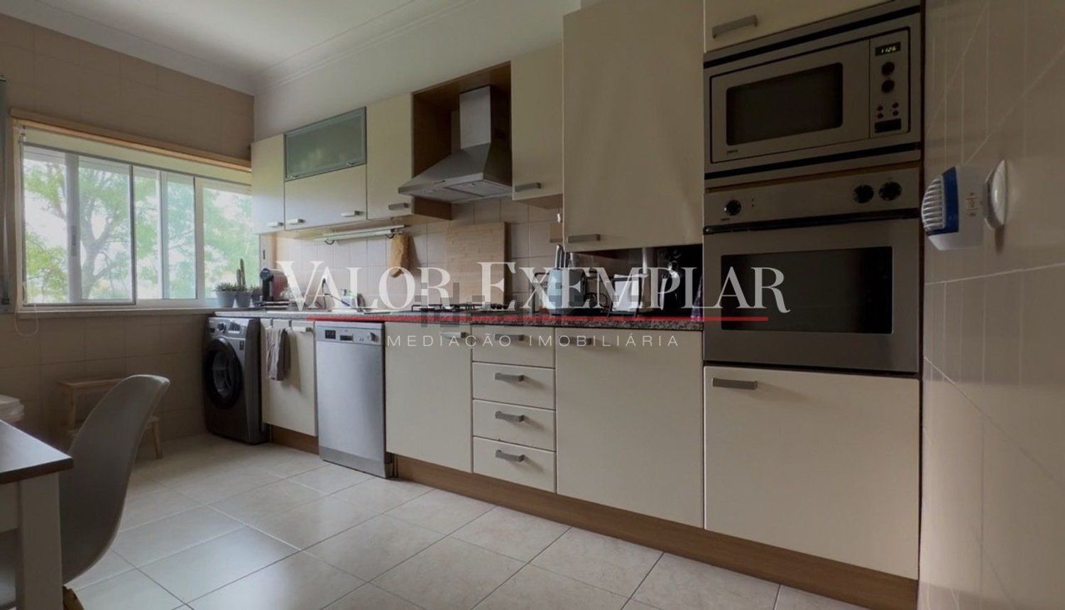 公寓 t3出售在Atalaia e Alto Estanqueiro - Jardia - 厨房