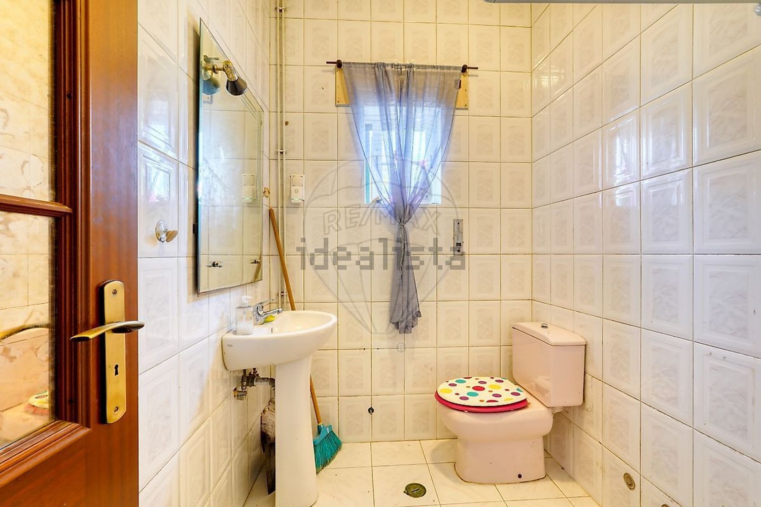 小楼房或独栋别墅出售在Rua da Horta - 卫生间