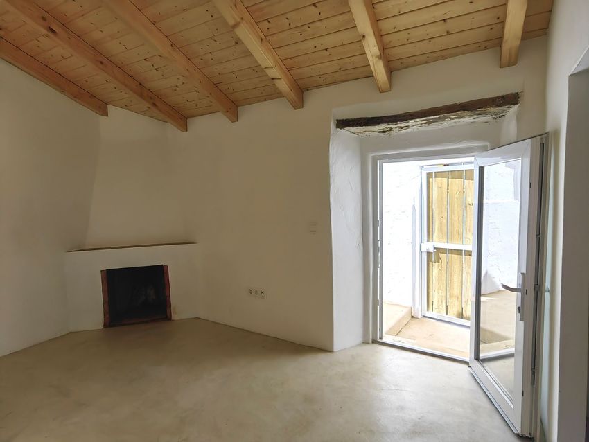 双拼别墅出售在Rua Sebastião Sobral Figueira, 39