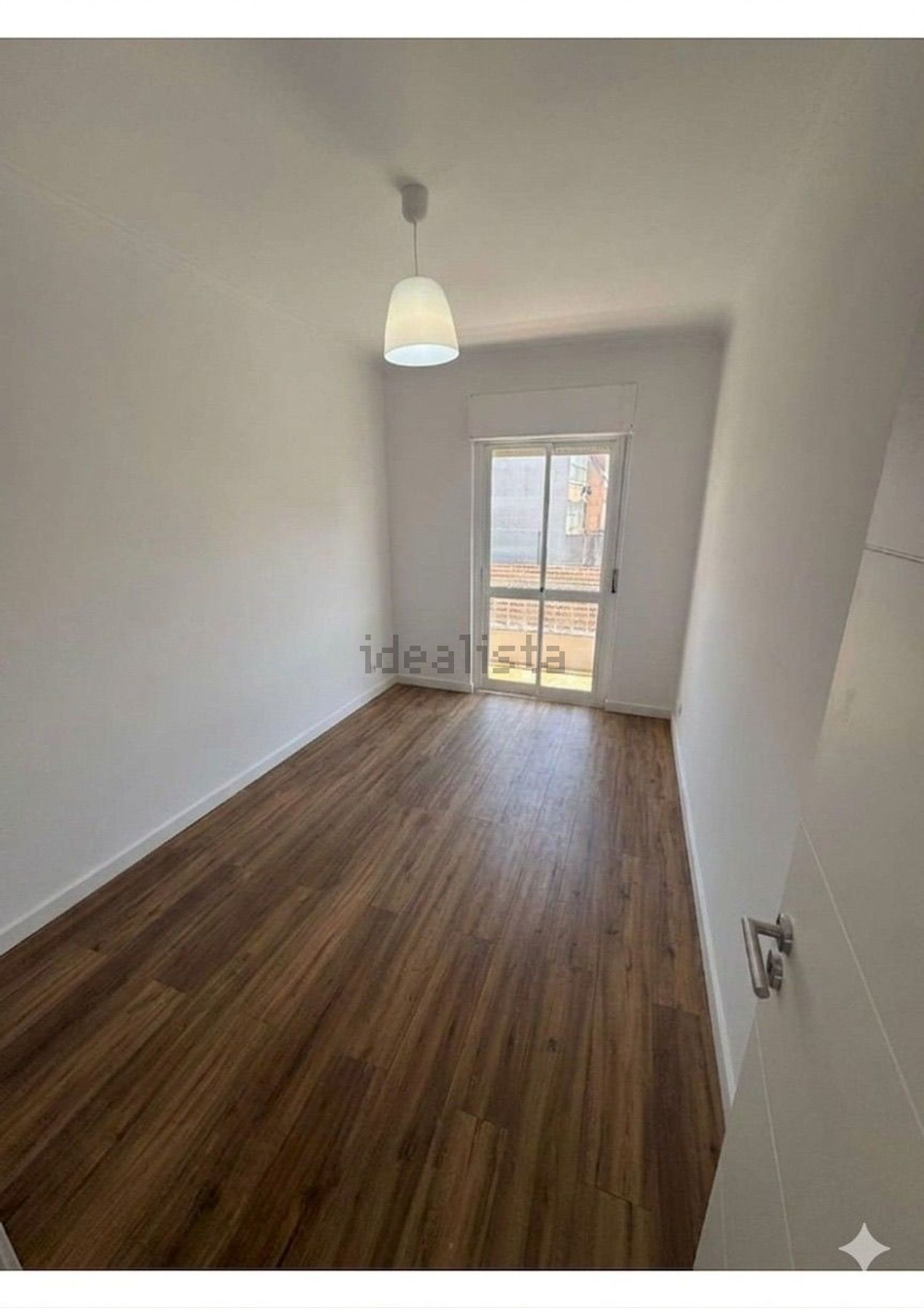 出租小楼房或独栋别墅在Rua Fernão Mendes Pinto, 440 a - 客厅