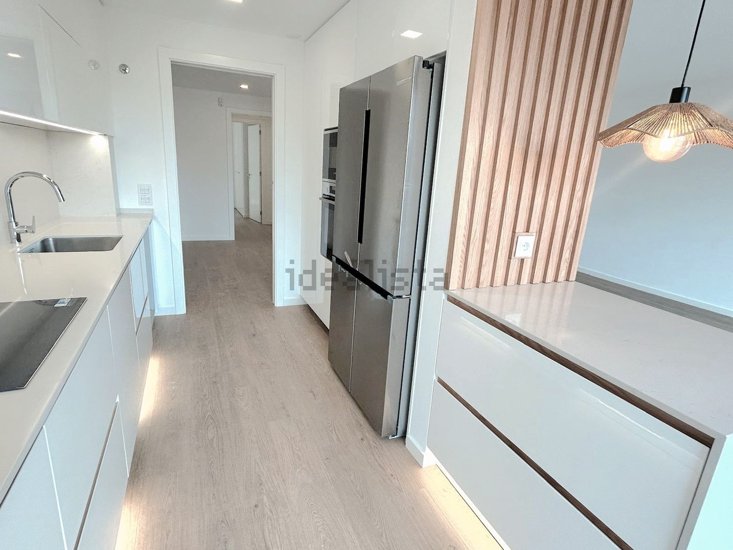 公寓 t3出售在Rua Indiveri Colucci - 厨房