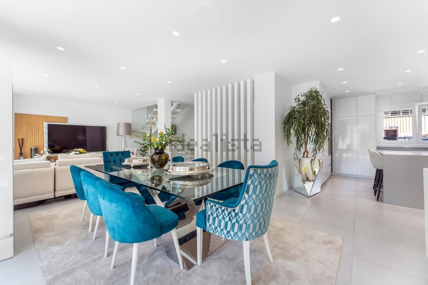 小楼房或独栋别墅出售在Rua Piteira Santos - 客厅