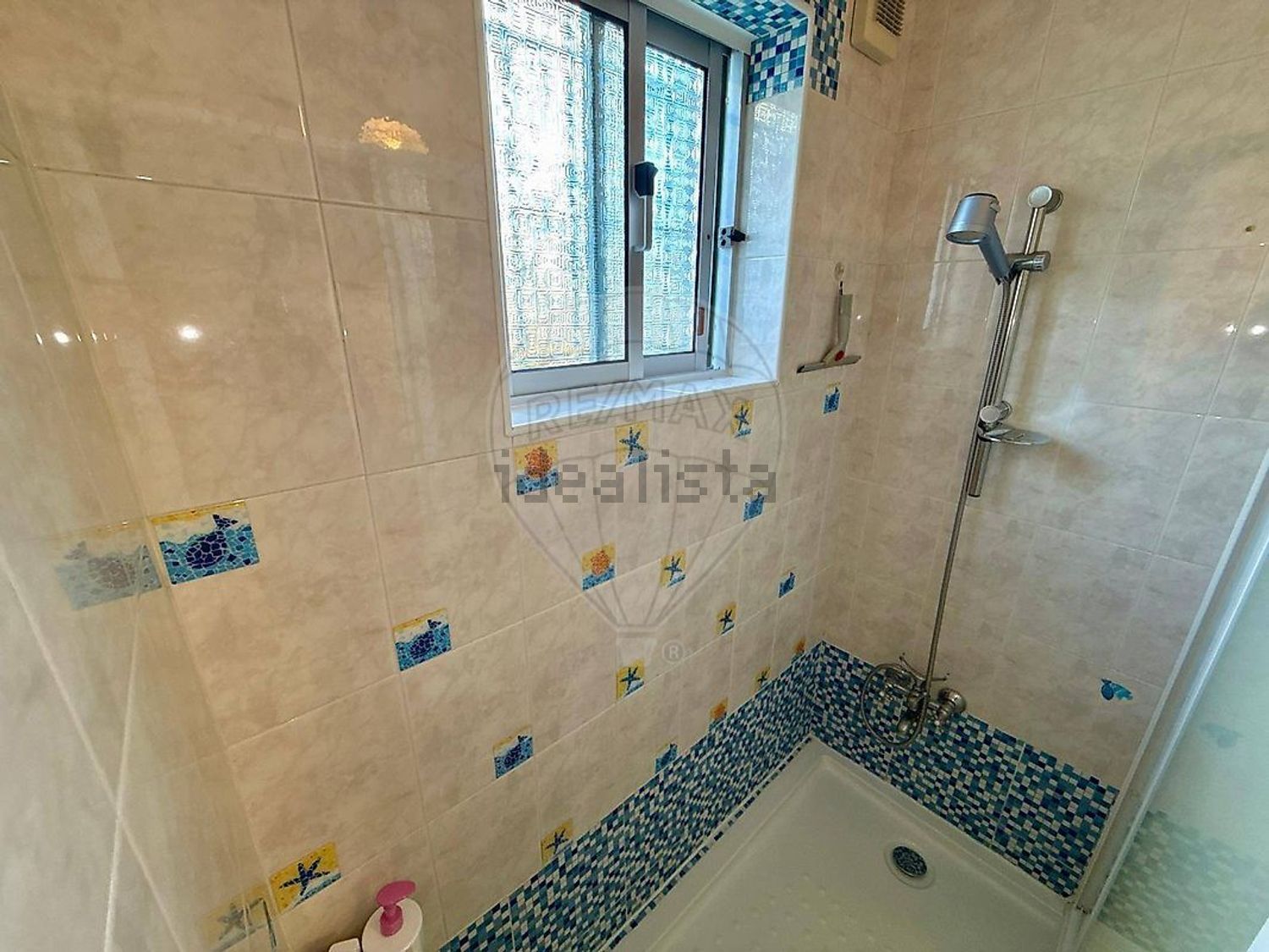 公寓 t3出售在Rua das Acácias - 卫生间