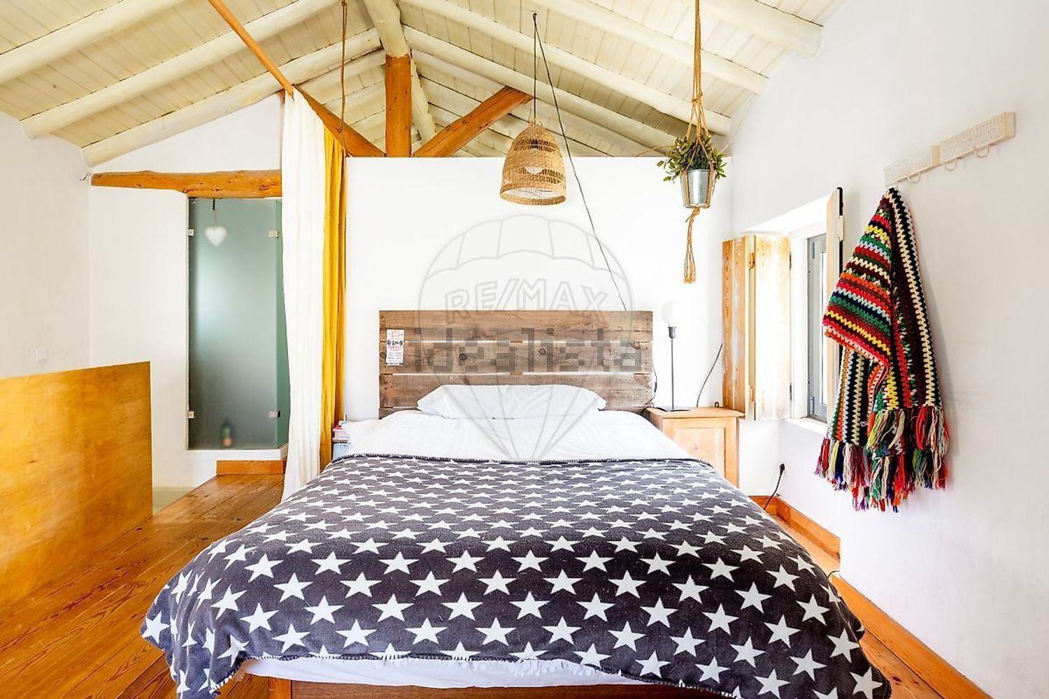 小楼房或独栋别墅出售在Estrada da Moucheira - 卧室