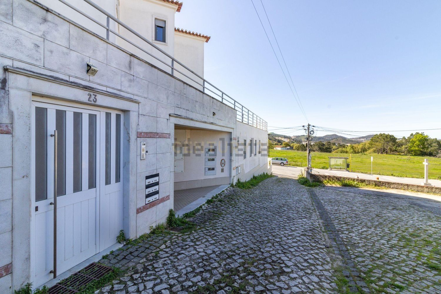 双拼别墅出售在Venda do Pinheiro e Santo Estêvão das Galés - 外立面