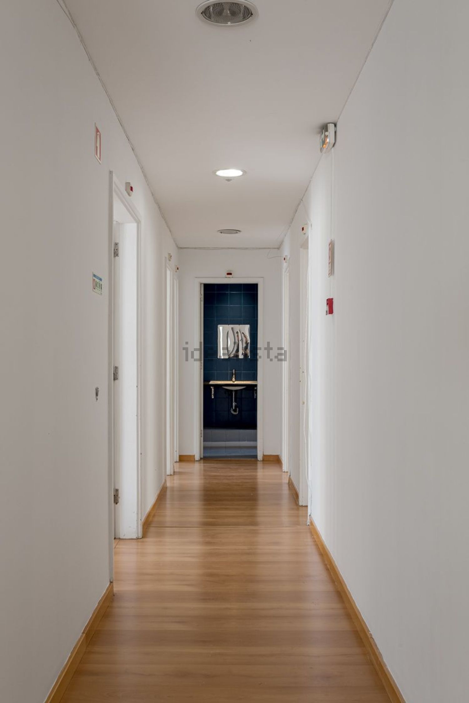 出租房间在Rua do Conde de Redondo, 64 - 过道