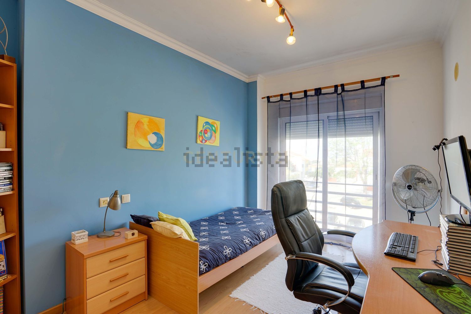 公寓 t3出售在Rua das Forças Armadas - 卧室