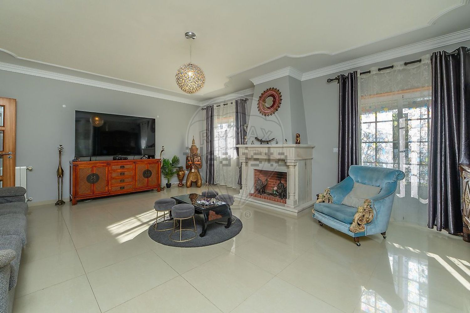 小楼房或独栋别墅出售在Rua do Campo da Bola - 客厅