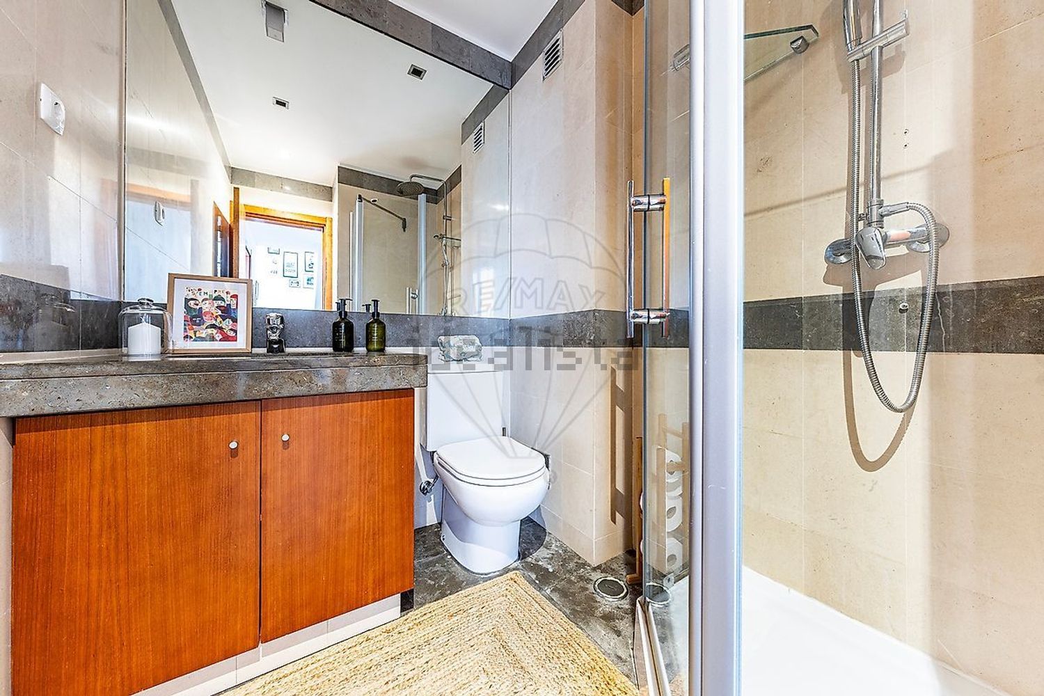 小楼房或独栋别墅出售在Rua dos Girassóis - 卫生间