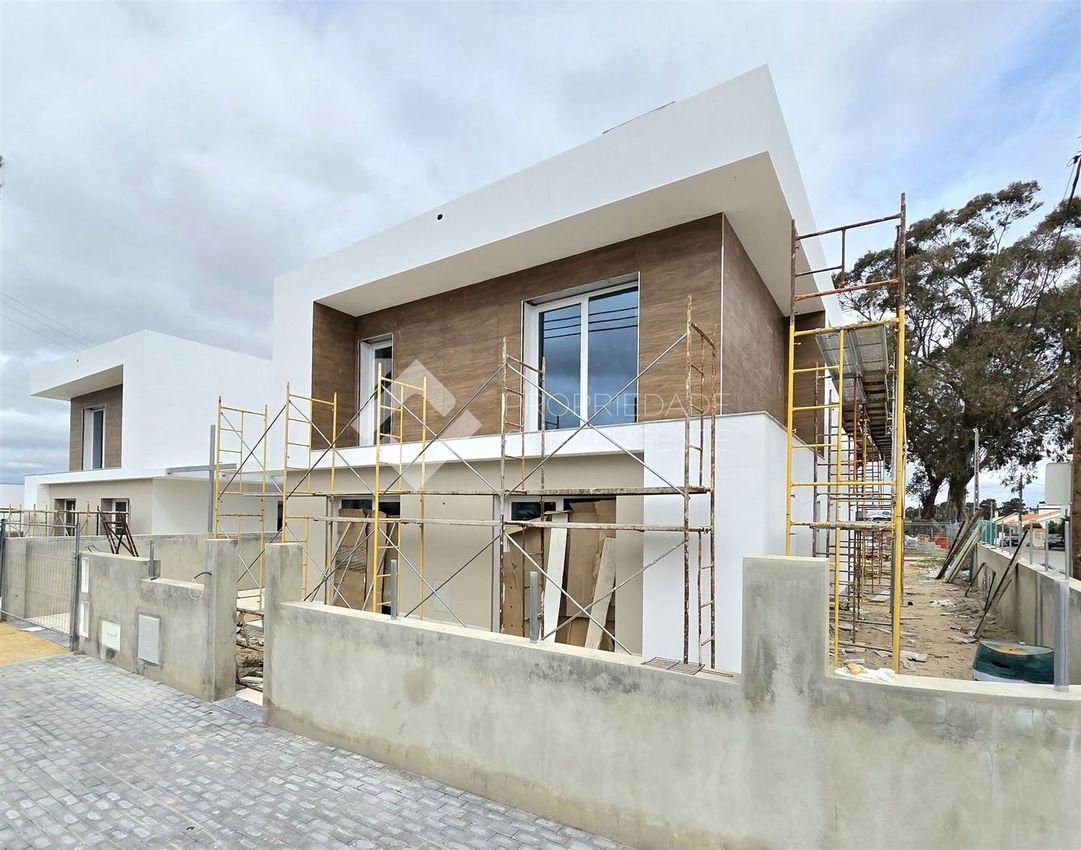 小楼房或独栋别墅出售Azeitão s/n