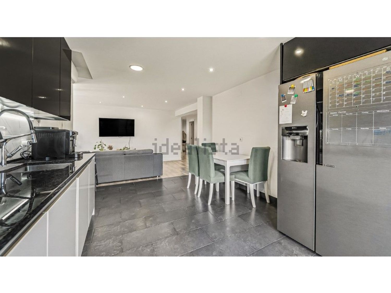 公寓 t2出售在Praça Salgueiro Maia - 厨房