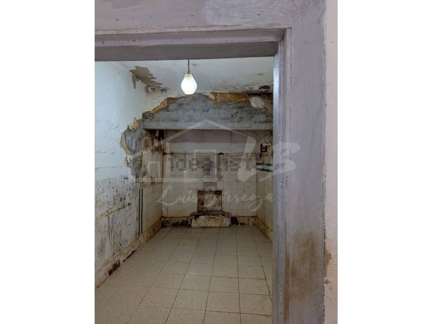 小楼房或独栋别墅出售在Rua do Sobrado Velho, 1 - 过道