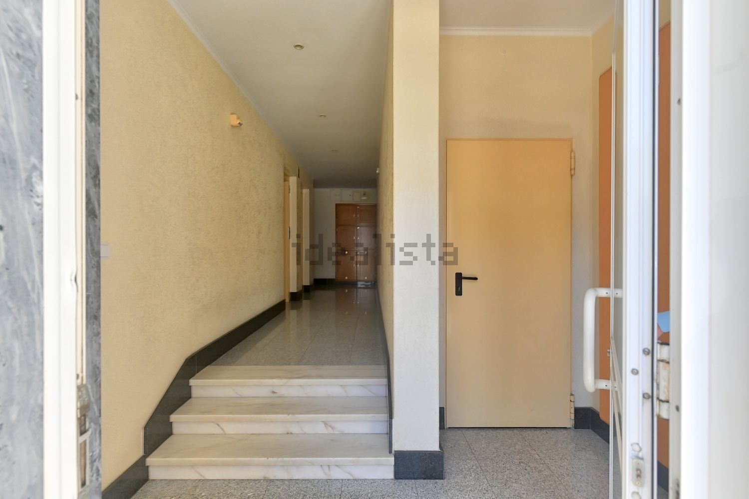 公寓 t3出售在Rua Água-Marinha - 过道